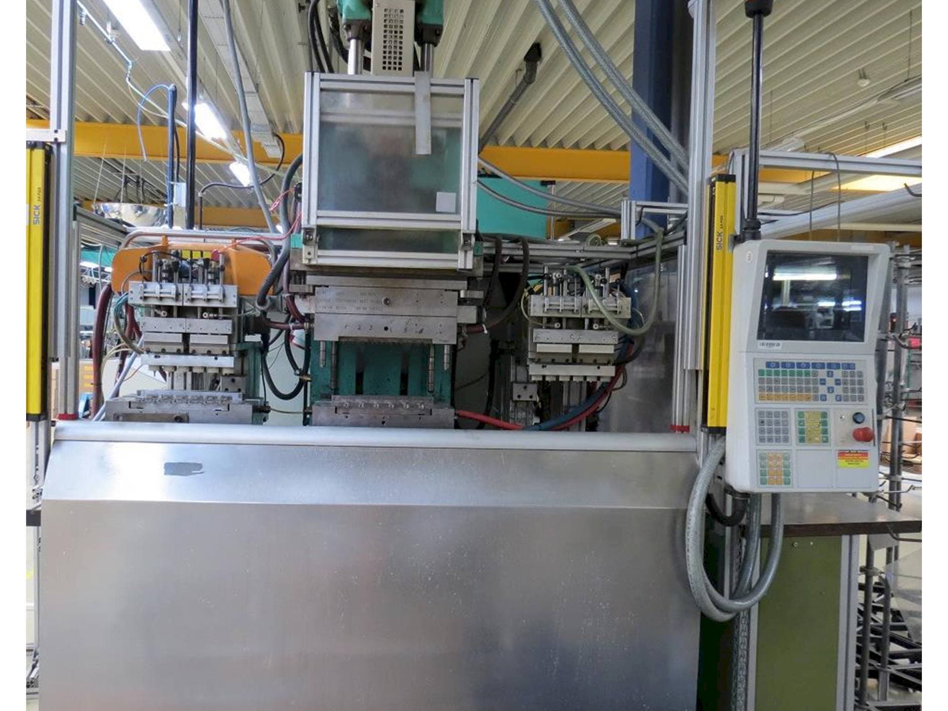 Masina Arburg Allrounder CENTEX 270 C 400-100   eestvaade