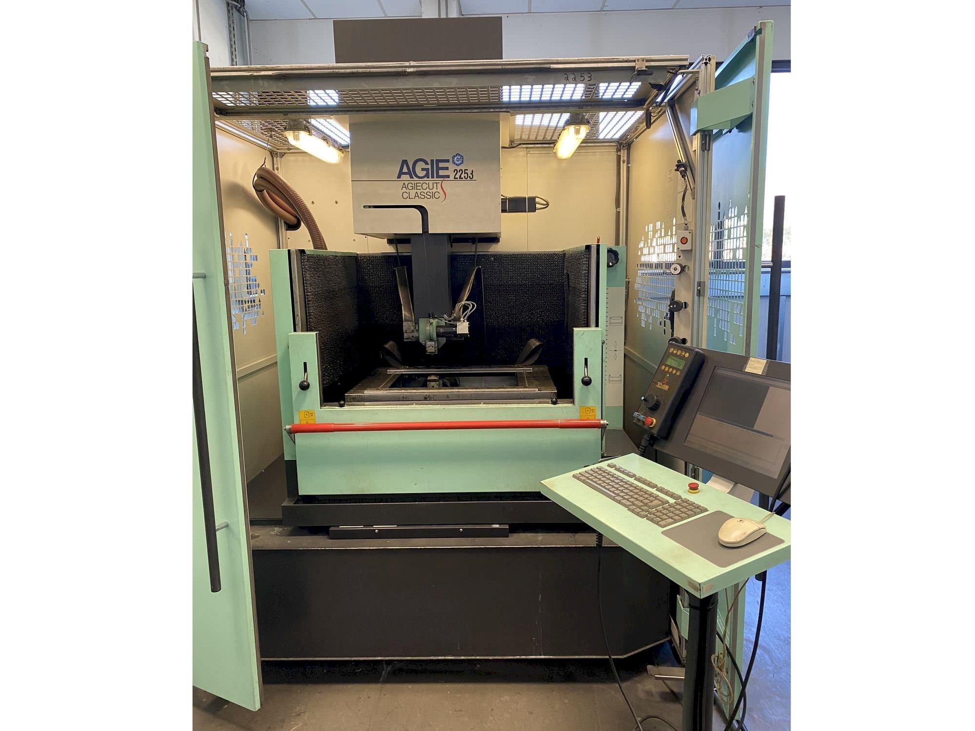 Masina AGIE Agiecut Classic 3s   eestvaade