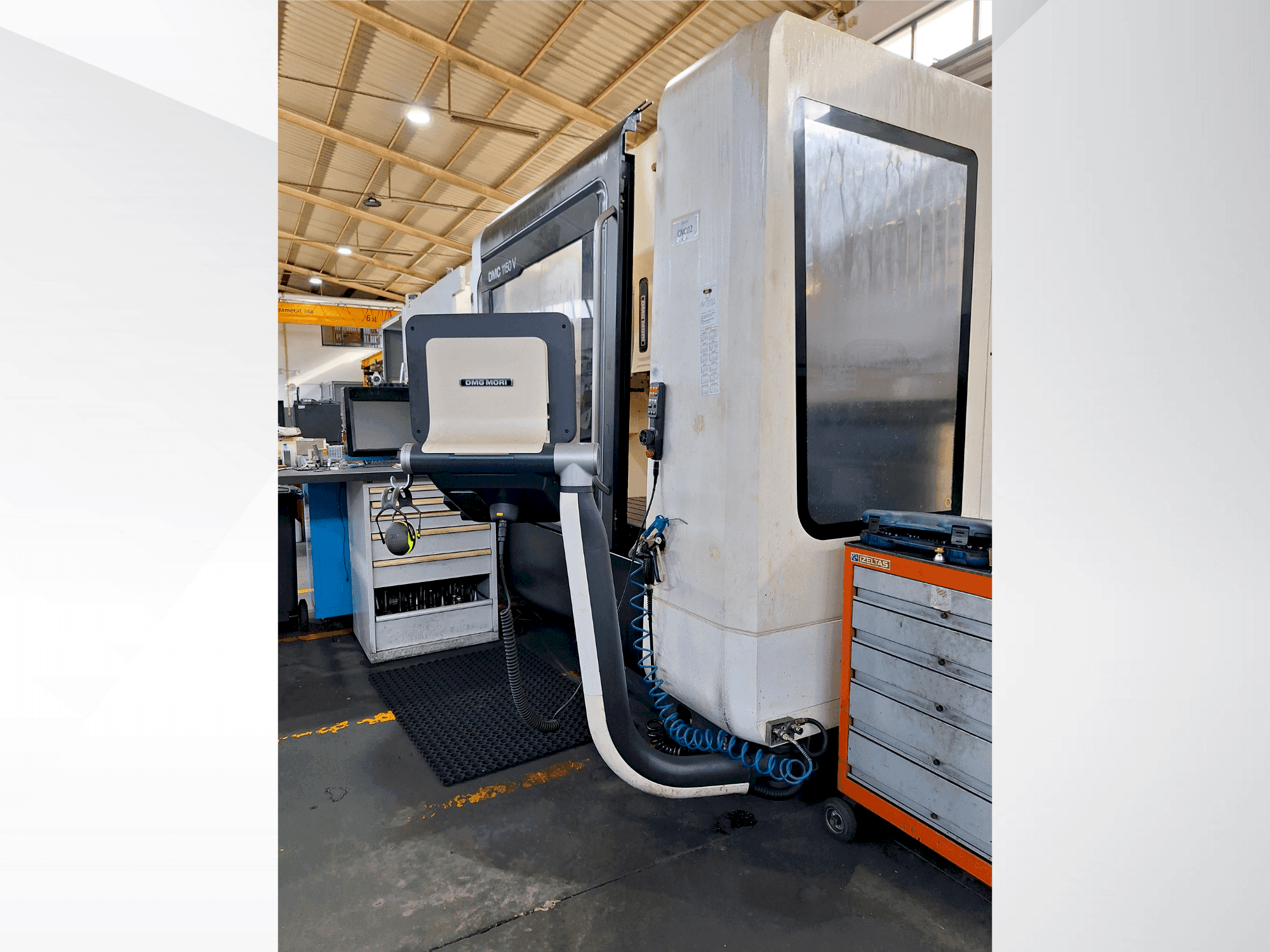 Masina DMG MORI DMC 1150 V   eestvaade