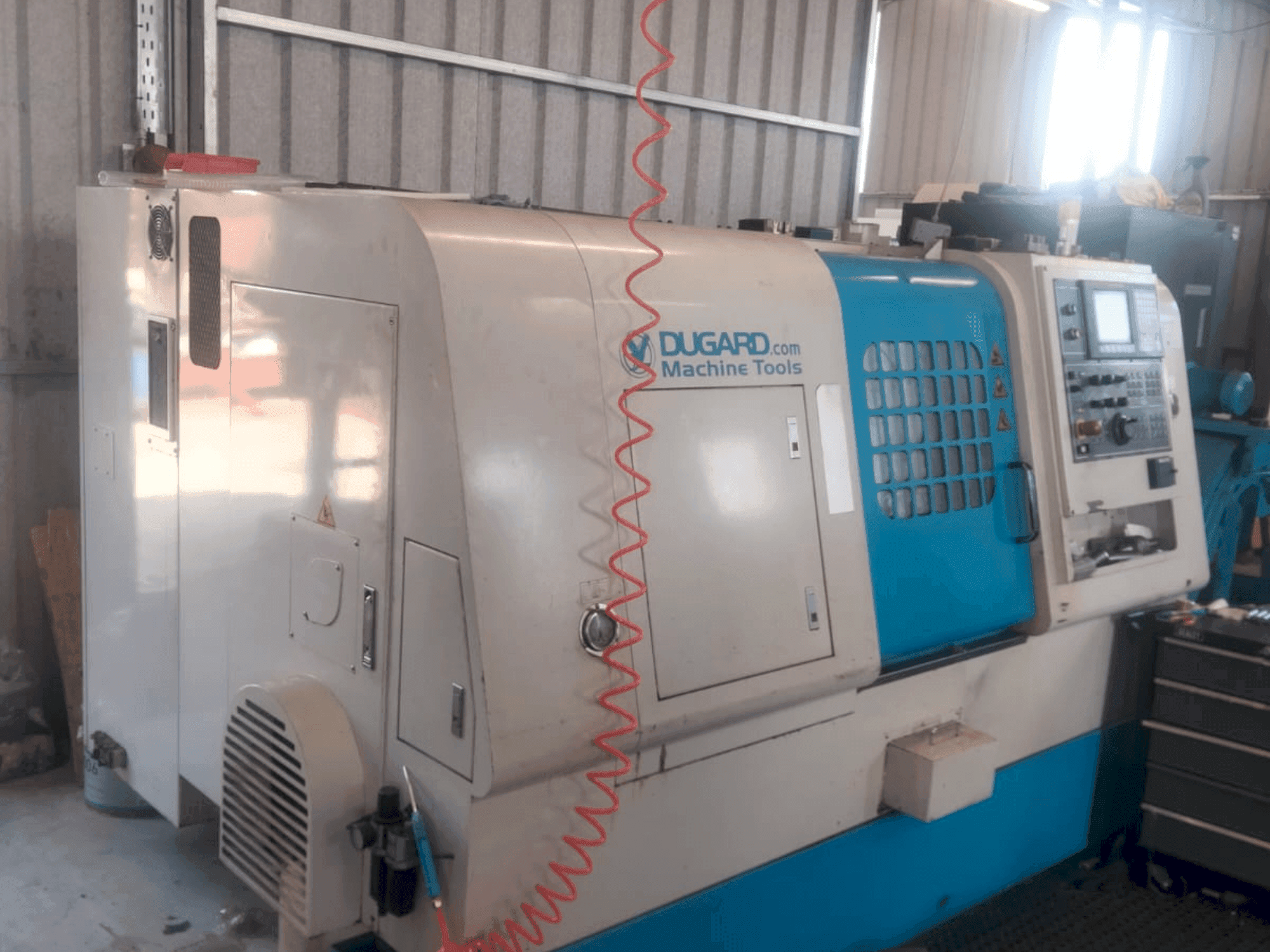 Masina Dugard									 Eagle 200   eestvaade