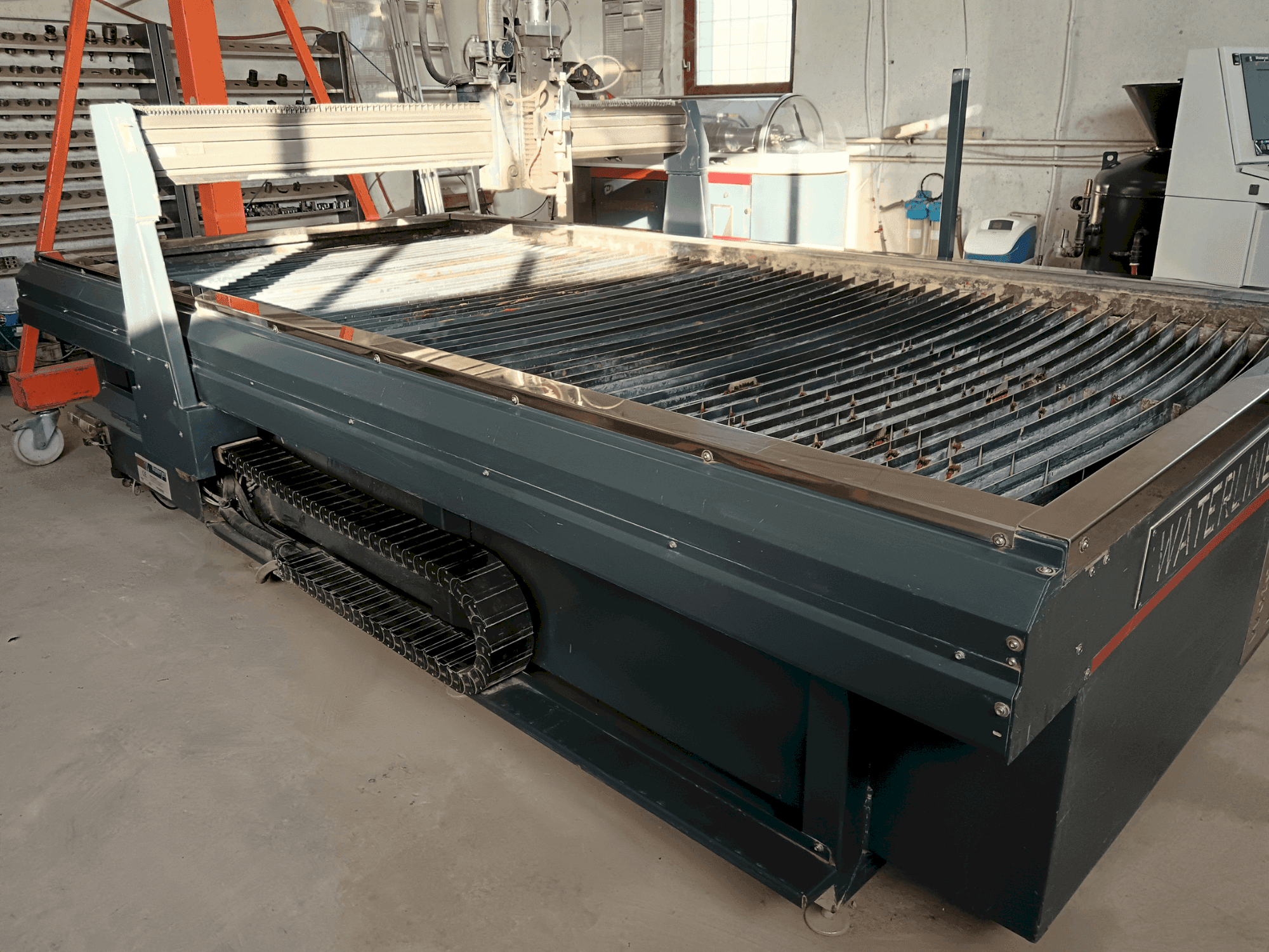 Masina Waterjet Italy WL510   eestvaade