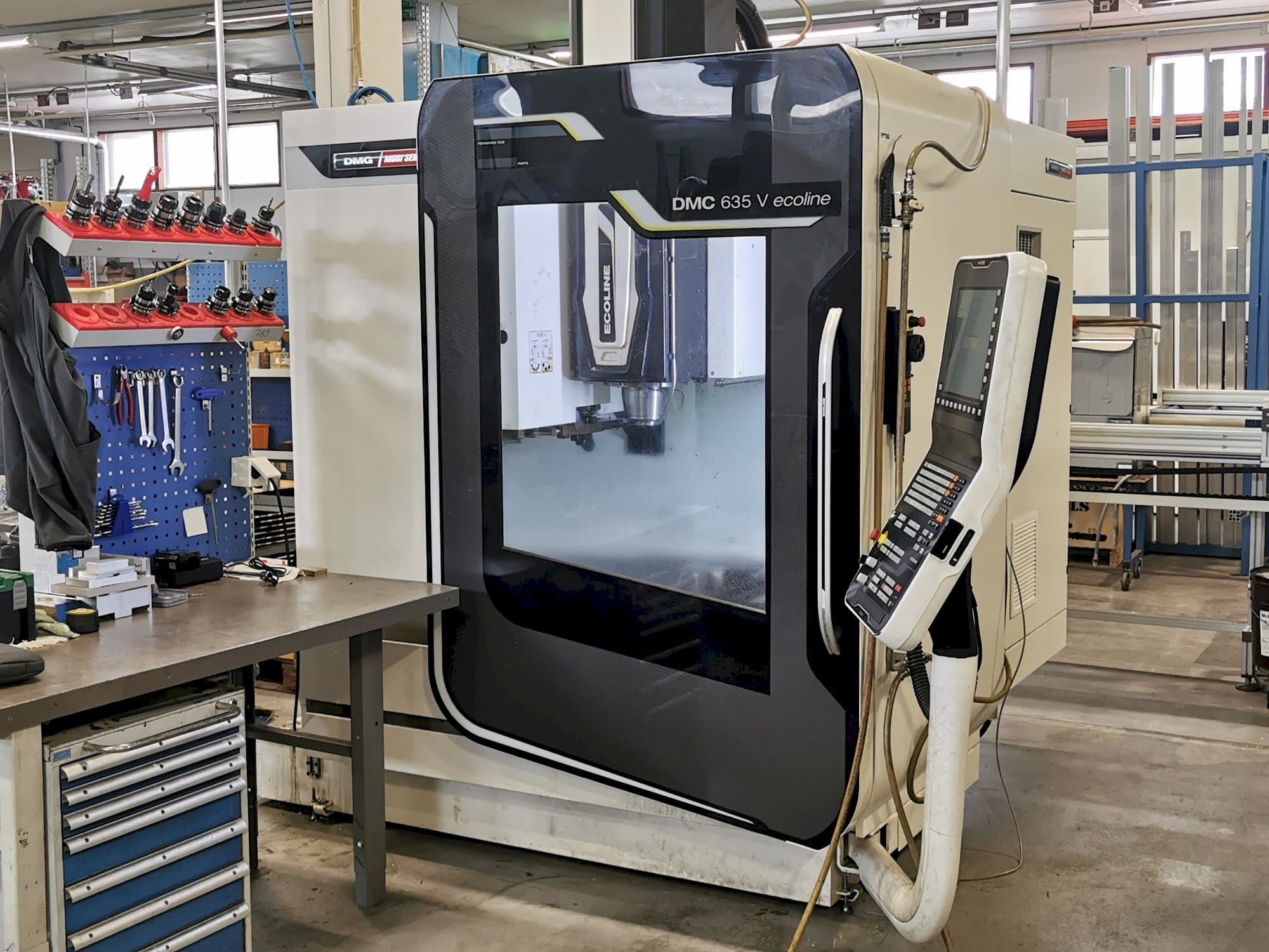 Masina DMG Mori Seiki DMC 635 V Ecoline   eestvaade