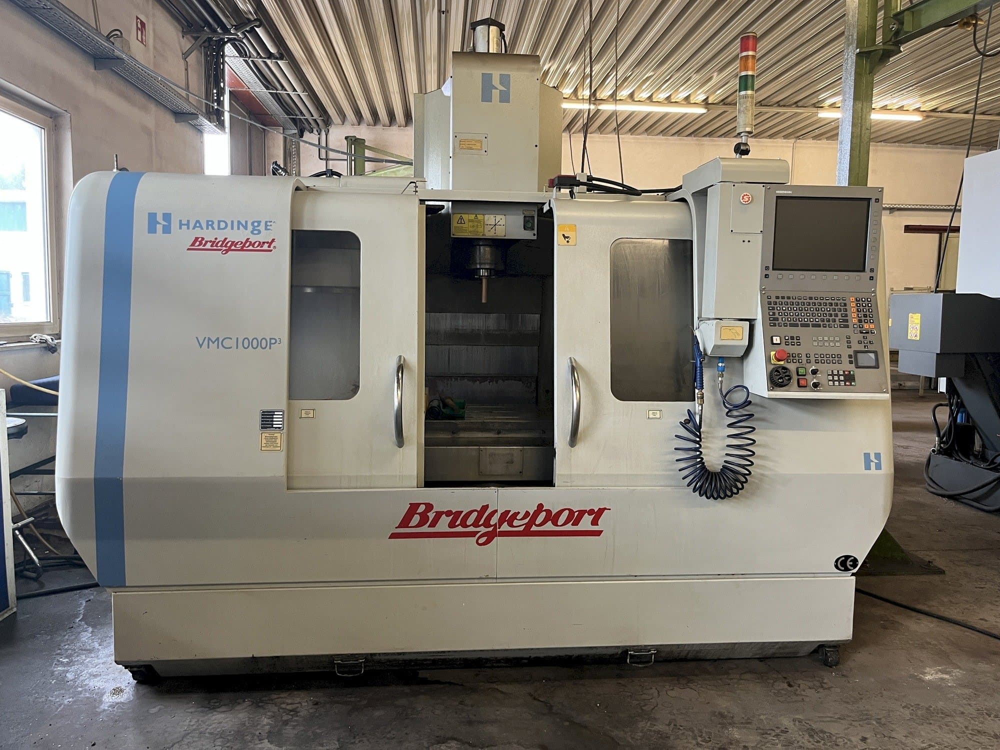 Masina Hardinge Bridgeport VMC 1000 P3   eestvaade