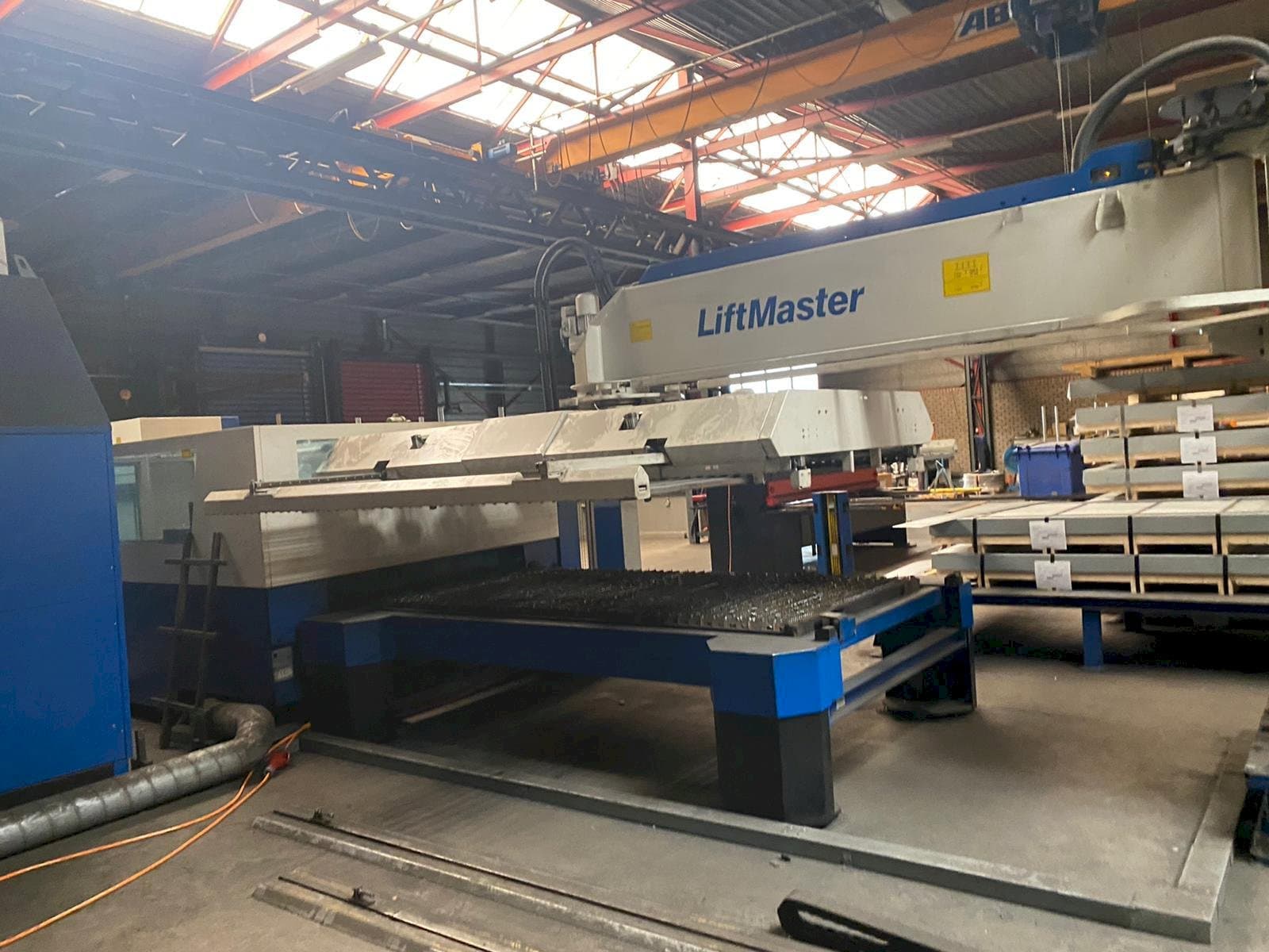 Masina Trumpf Trumatic L3050   eestvaade
