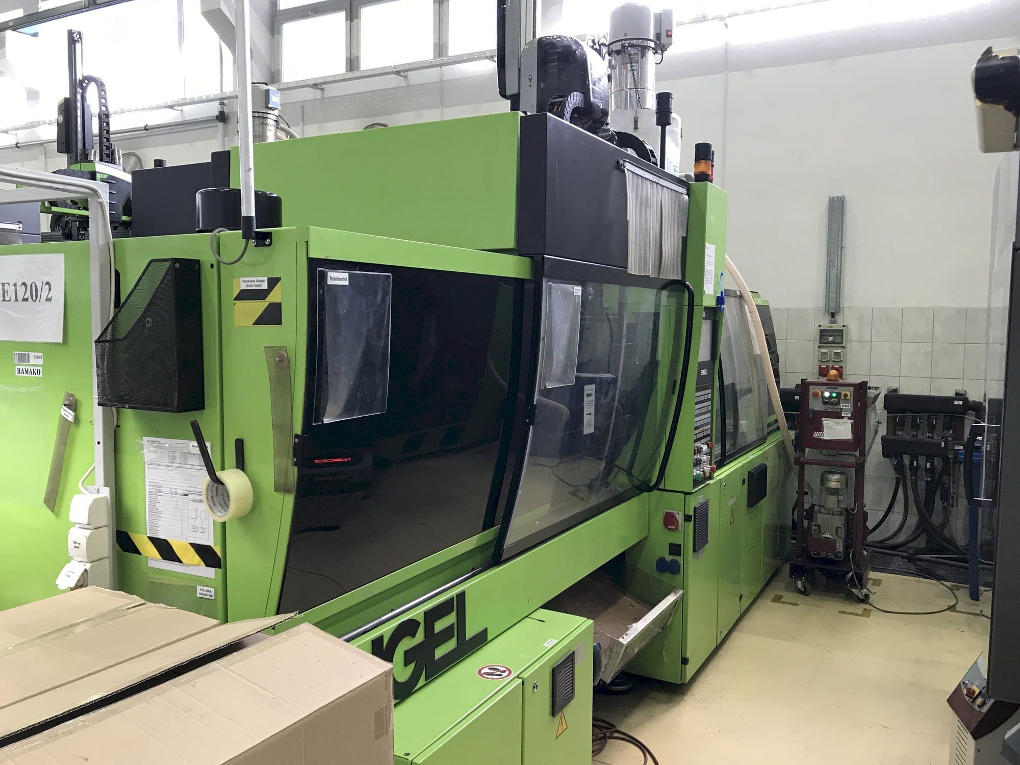 Masina ENGEL VC 500/120 Plus   eestvaade