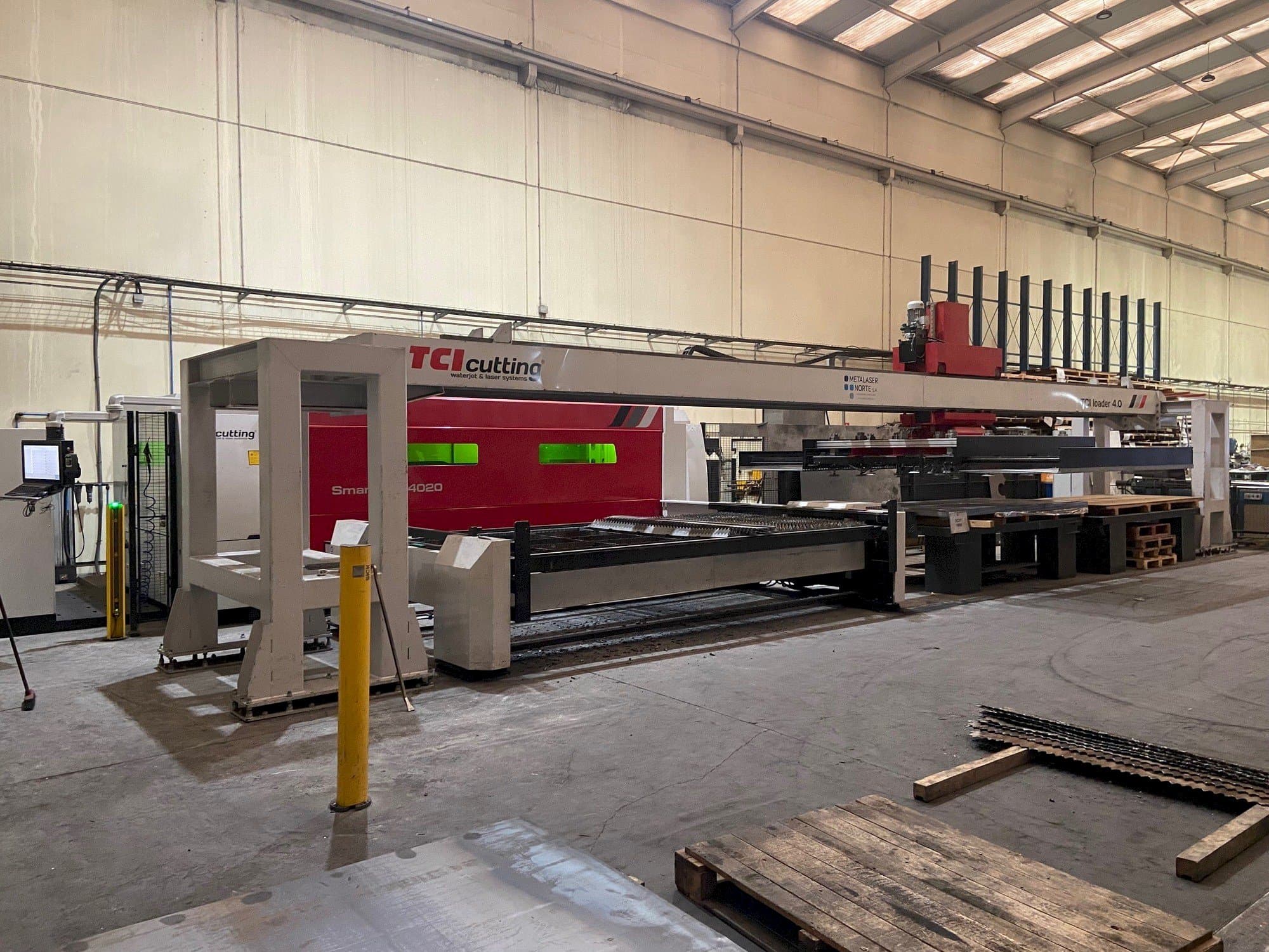 Masina TCI Smartline Fiber 4020   eestvaade