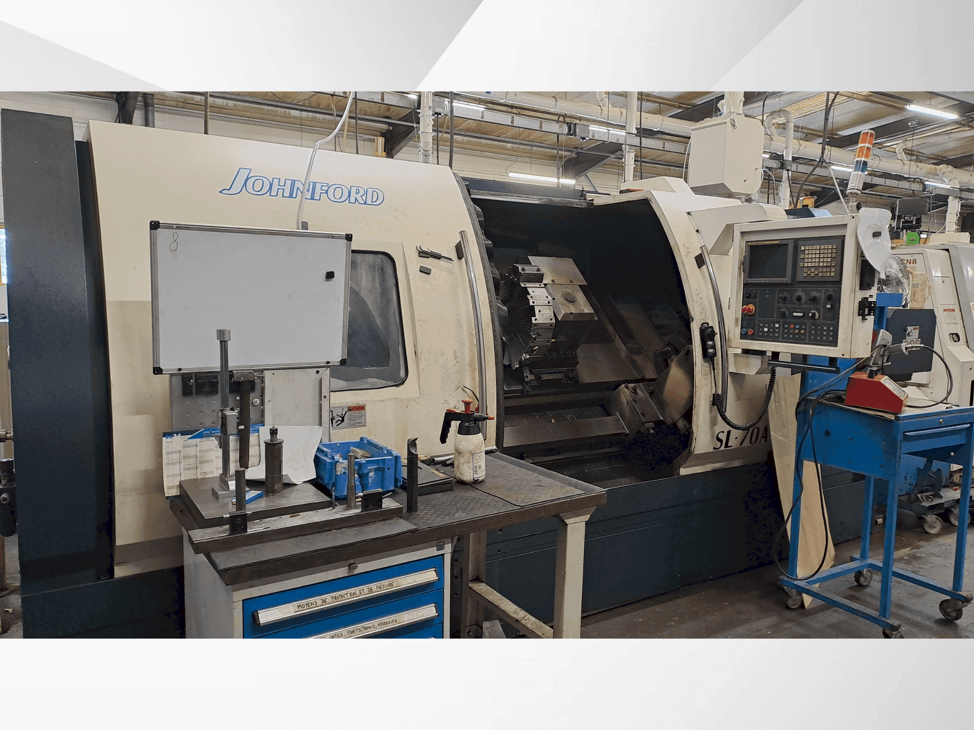 Masina Johnford SL-70A   eestvaade