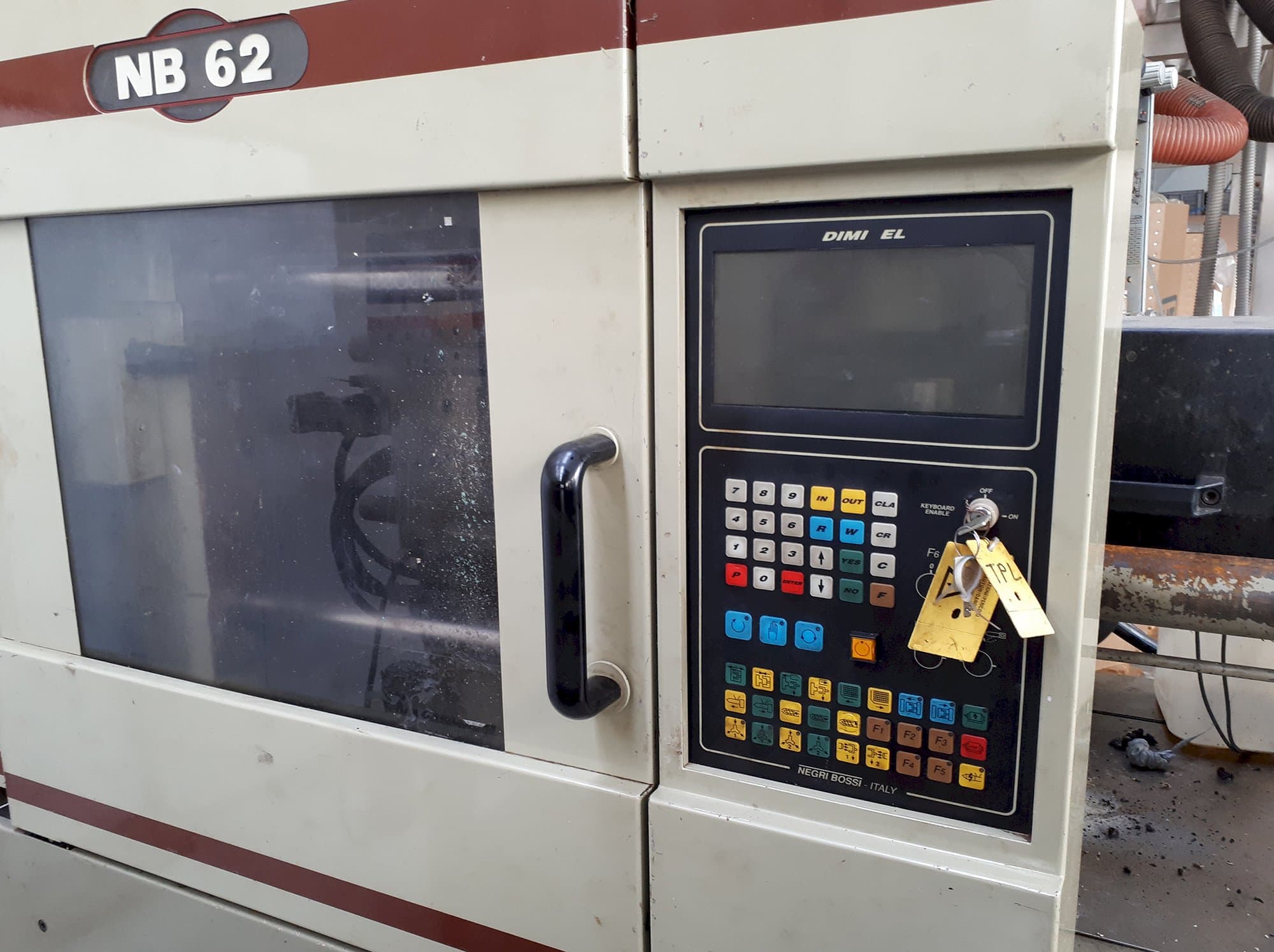 Masinavaade Negri Bossi NB 62 paremalt