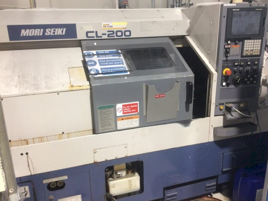 Masina MORI SEIKI CL-200   eestvaade