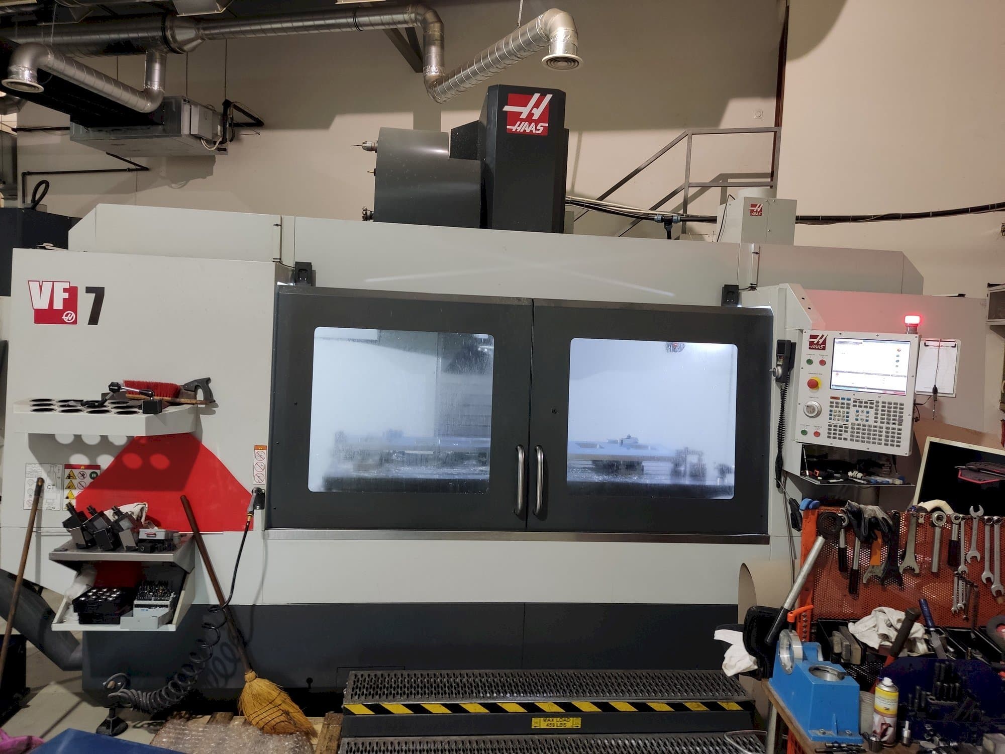 Masina HAAS VF-7   eestvaade