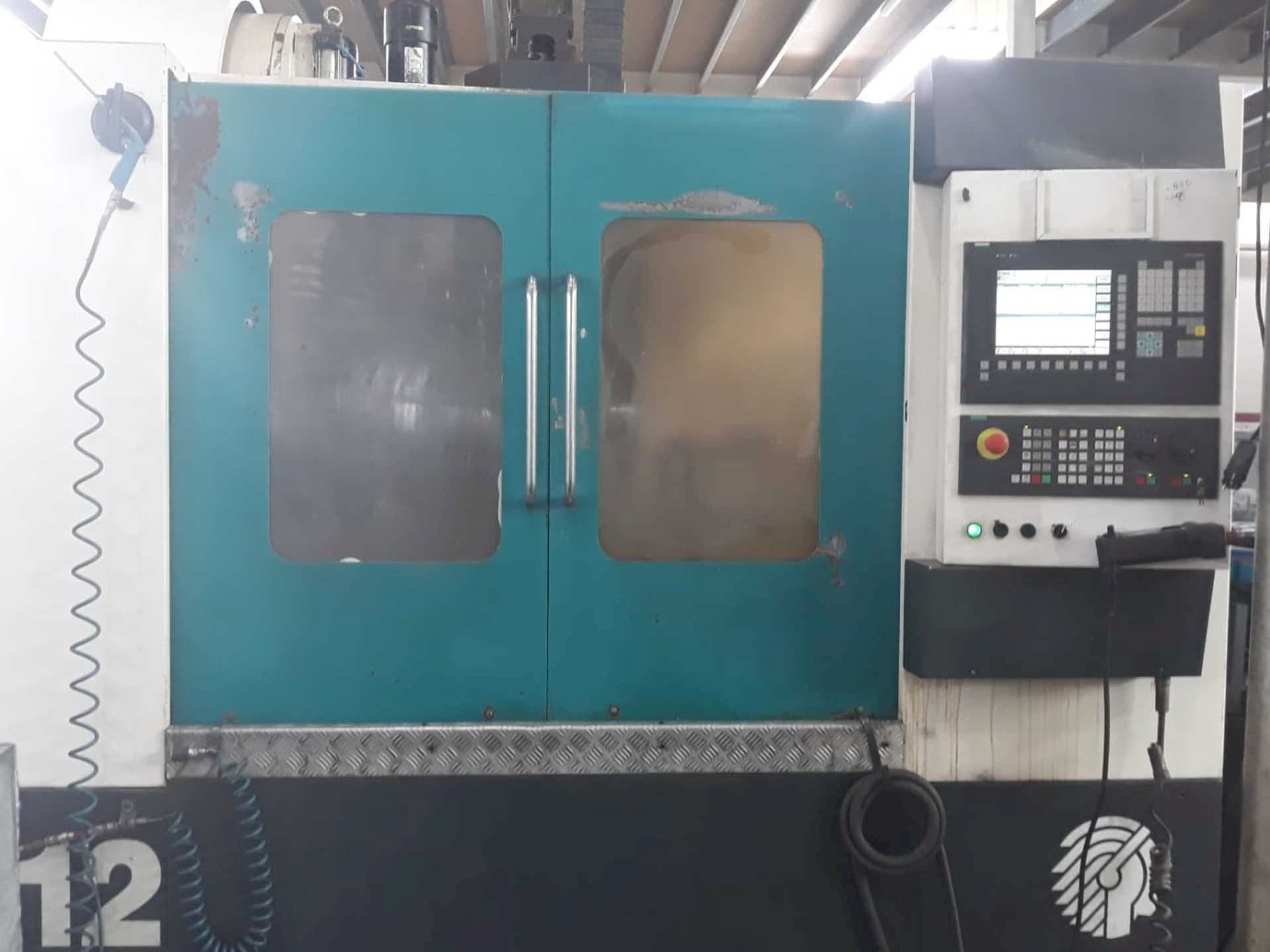 Masina Huron VX12   eestvaade