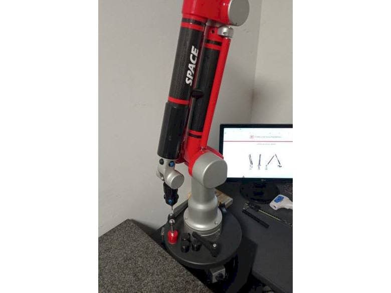 Masina Tomelleri Engineering Space - 6 Axes   eestvaade