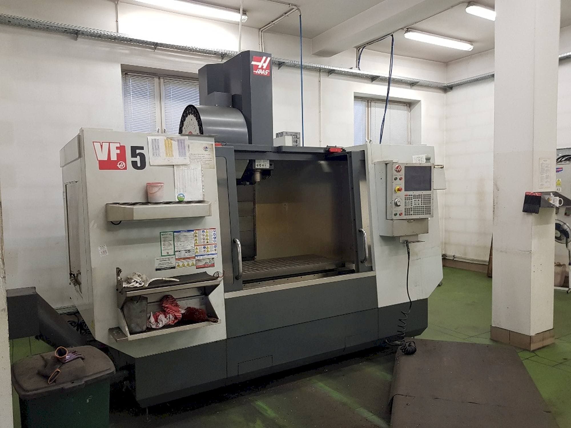 Masina HAAS VF-5/40   eestvaade