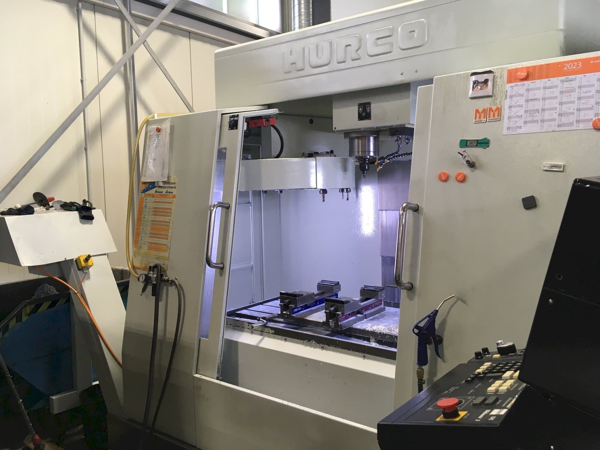 Masina Hurco BAC 30 HTM   eestvaade