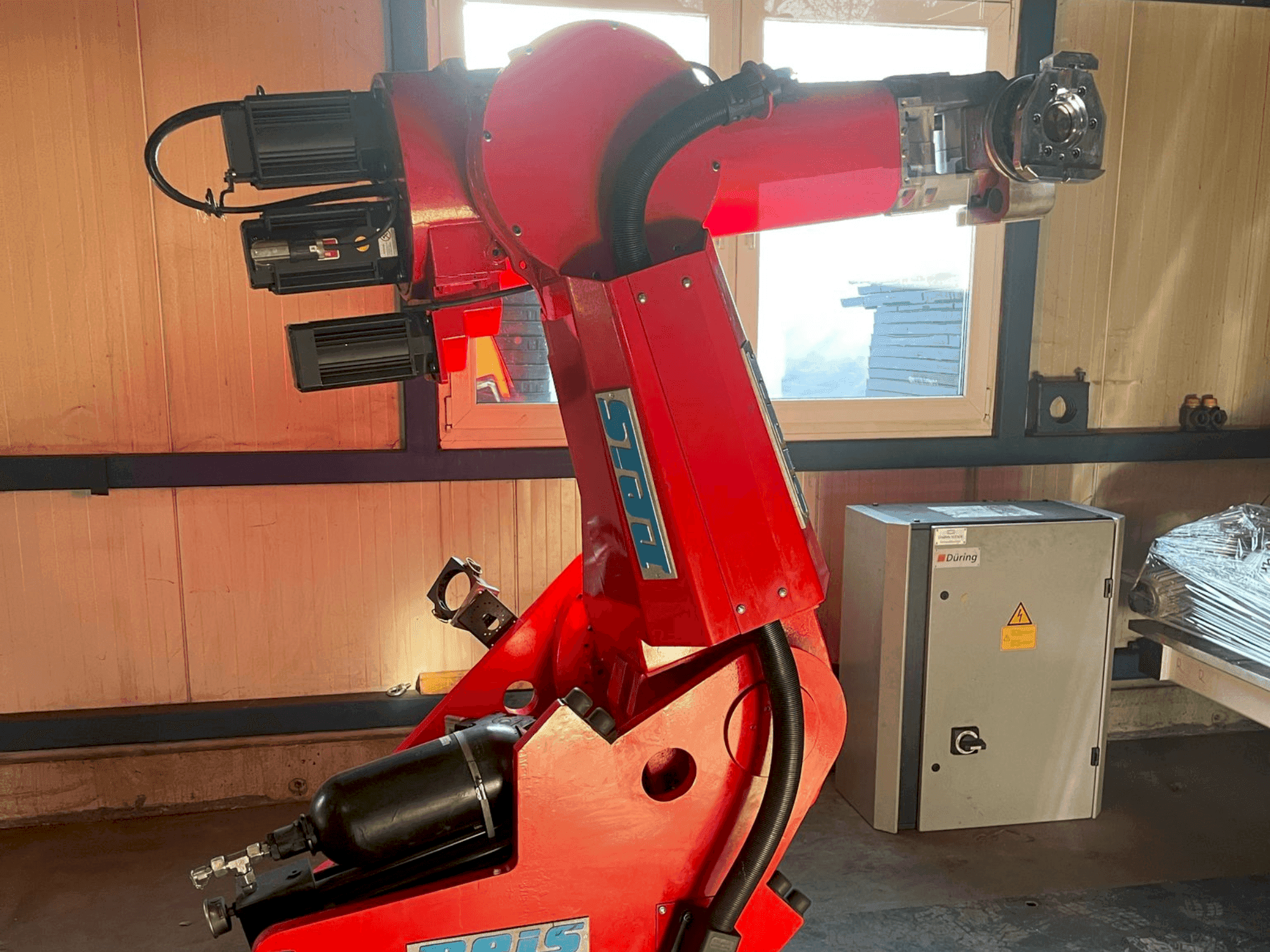 Masina Reis SRV 130   eestvaade