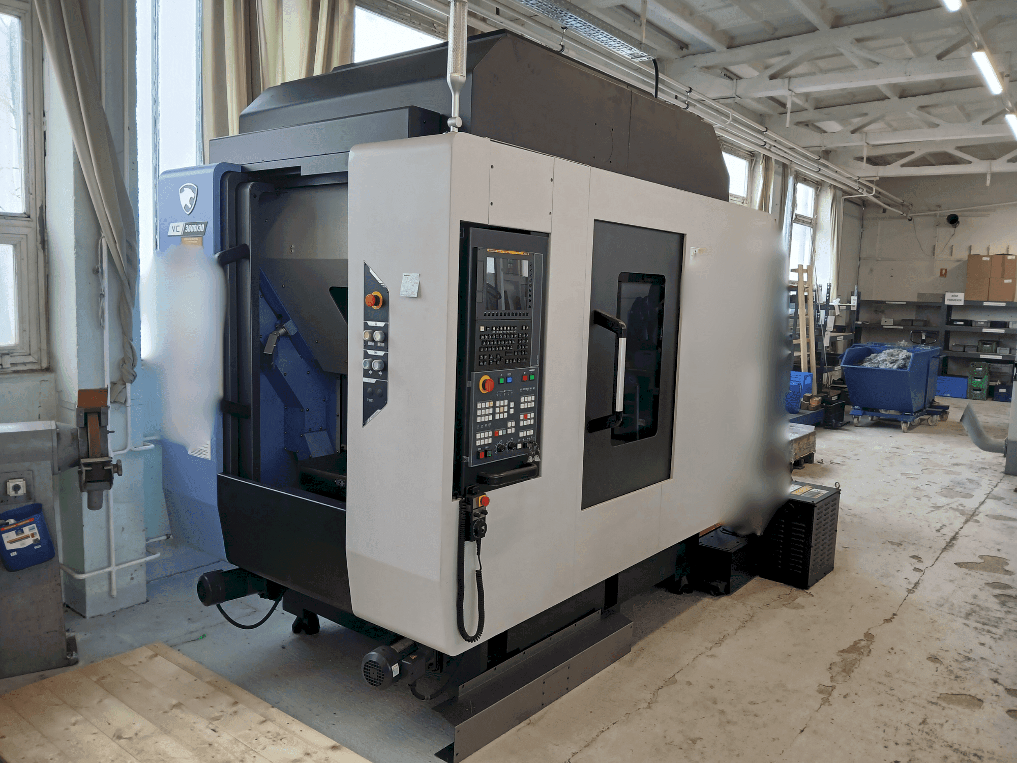 Masina DN SOLUTIONS VC 3600/30   eestvaade