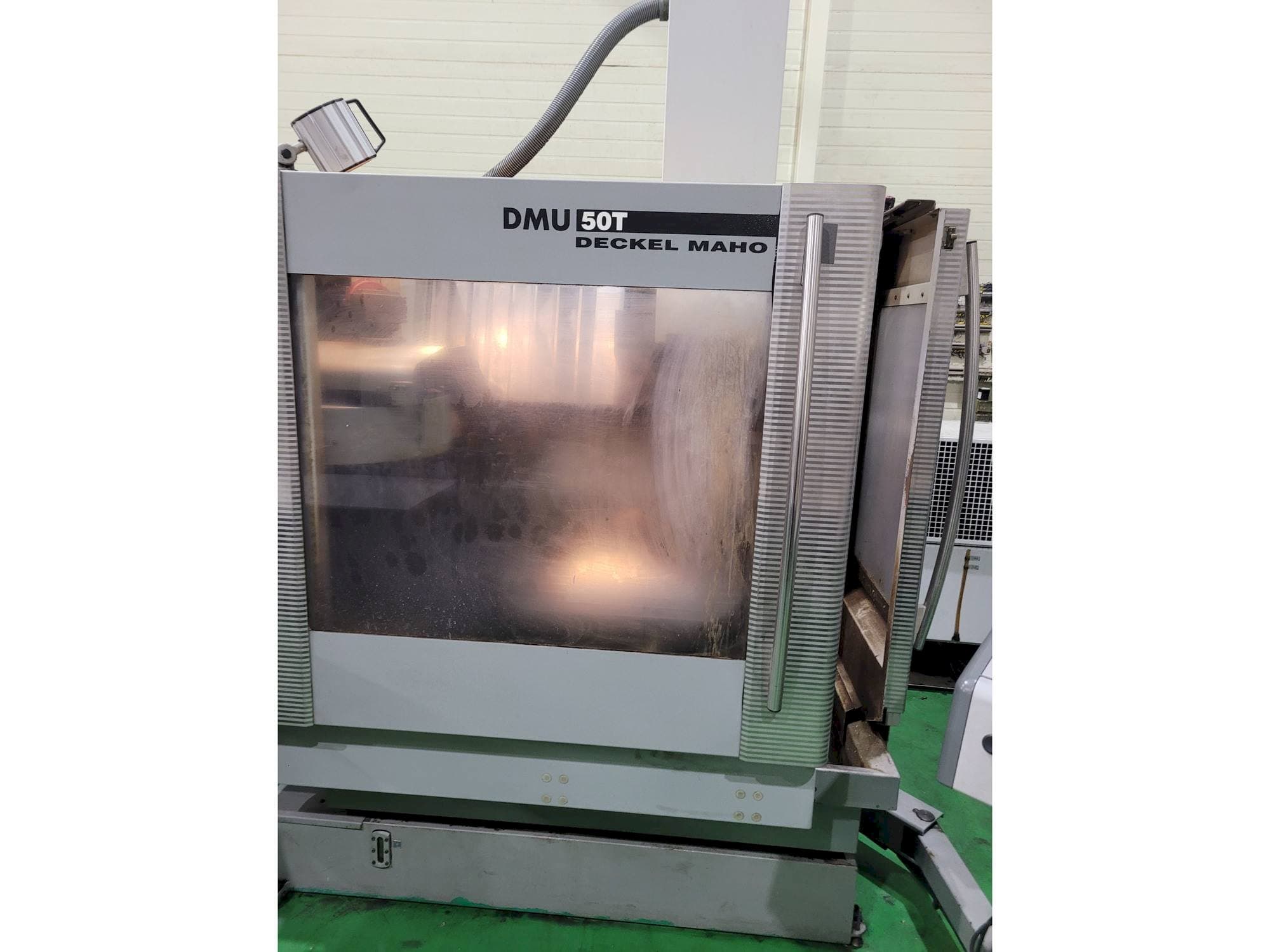 Masina DECKEL MAHO DMU 50 T   eestvaade