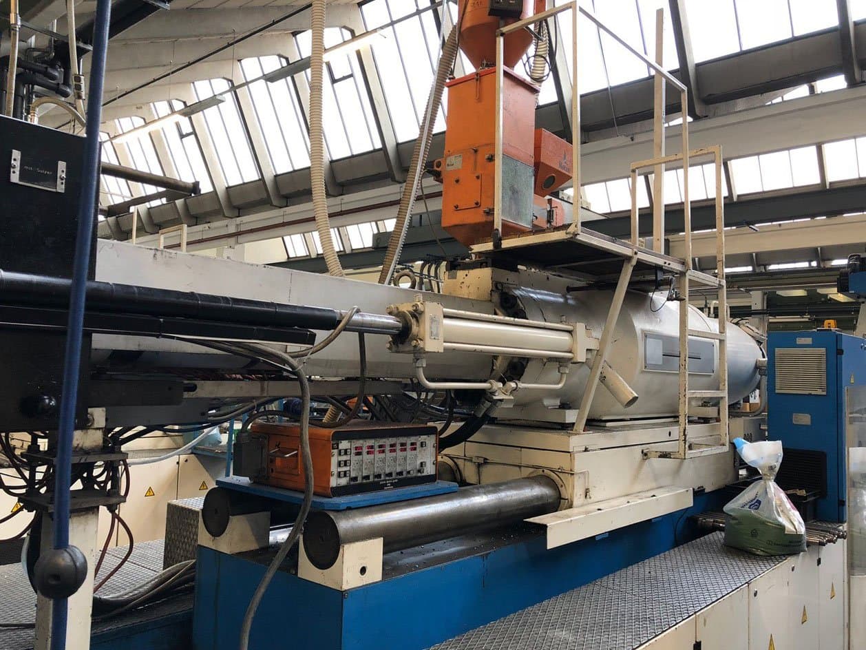 Masina ENGEL ES 7000/800   tööruum