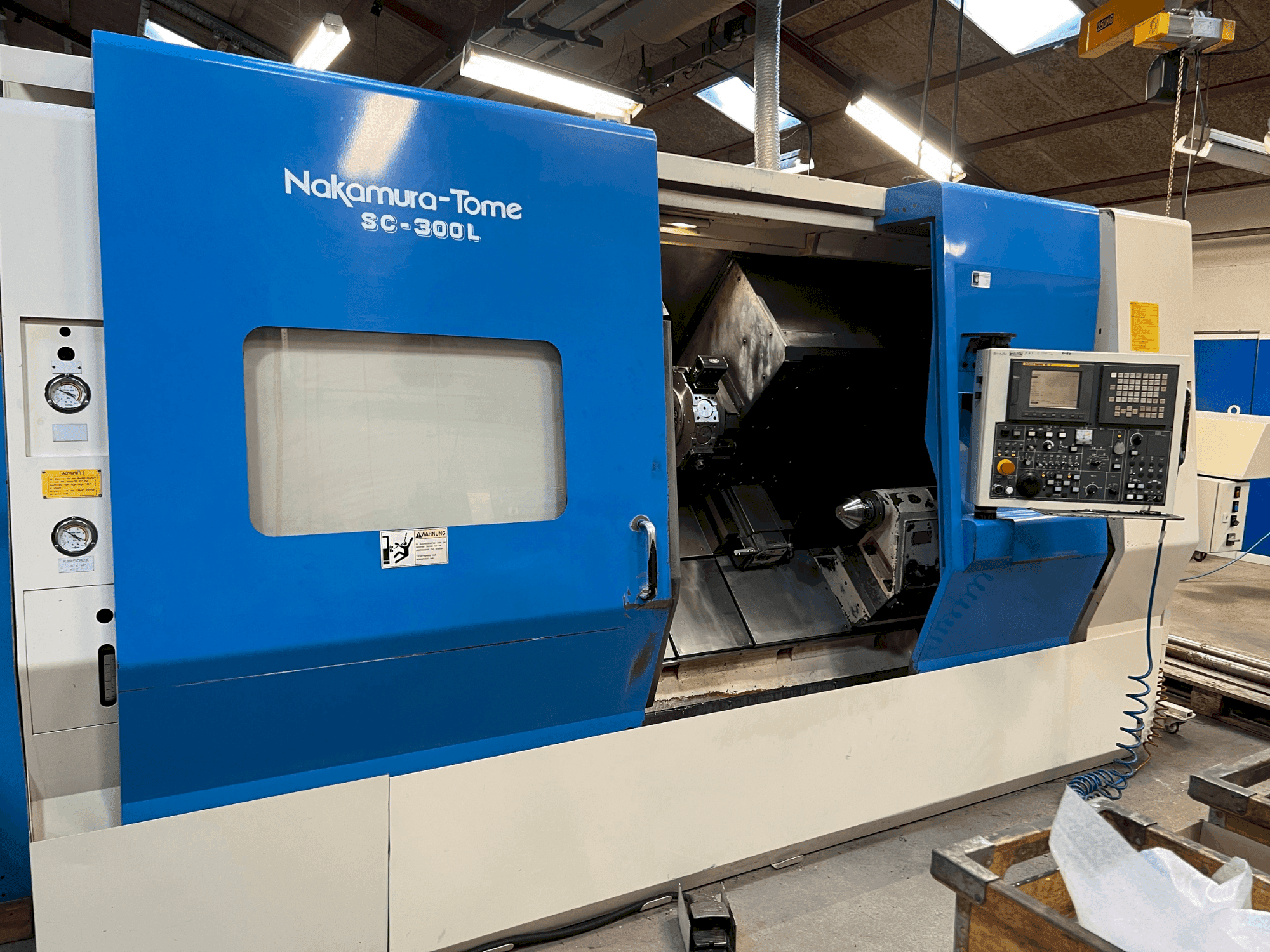 Masina NAKAMURA SL 300LY eestvaade