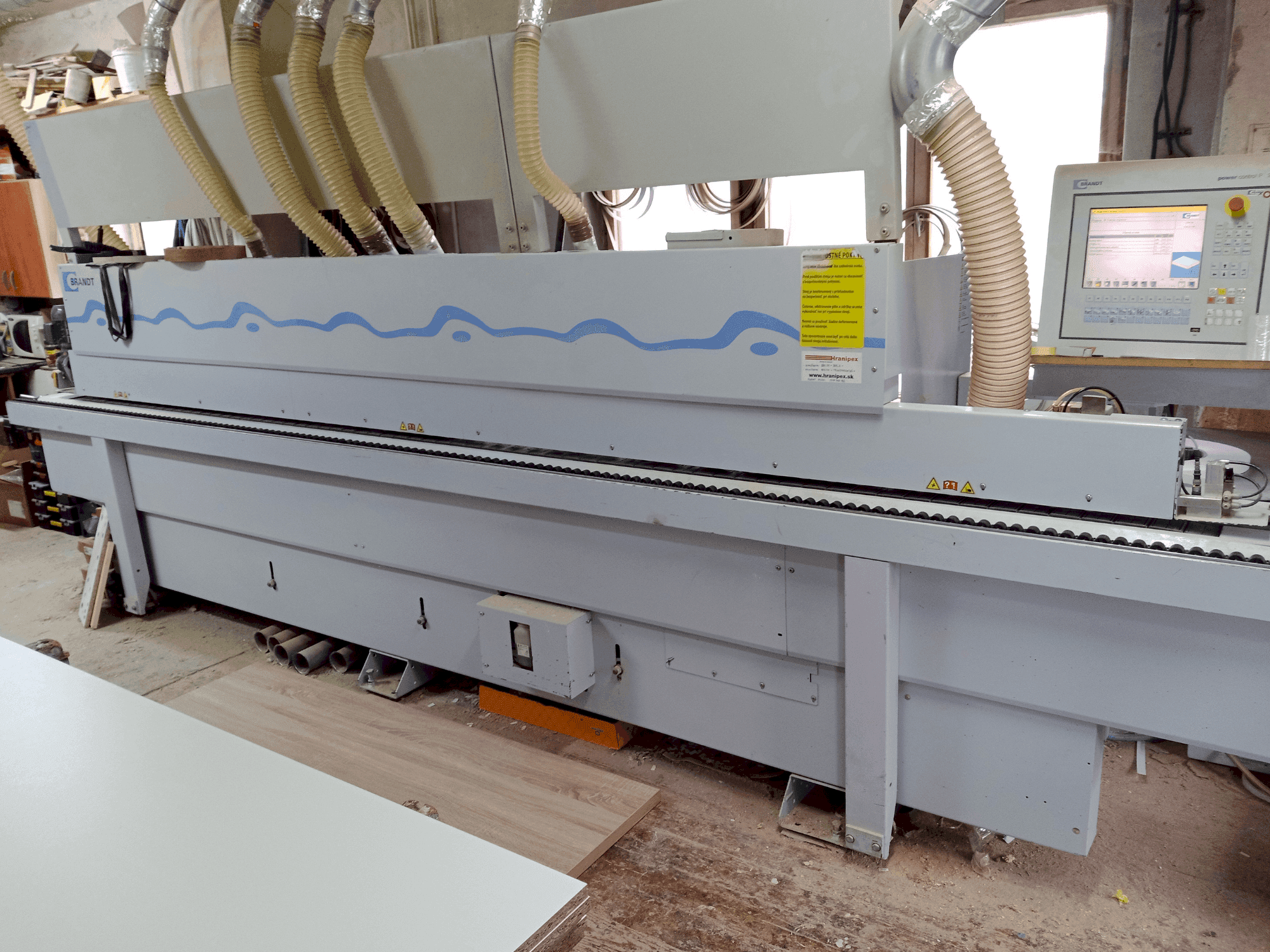 Masina BRANDT Highflex 1440   eestvaade