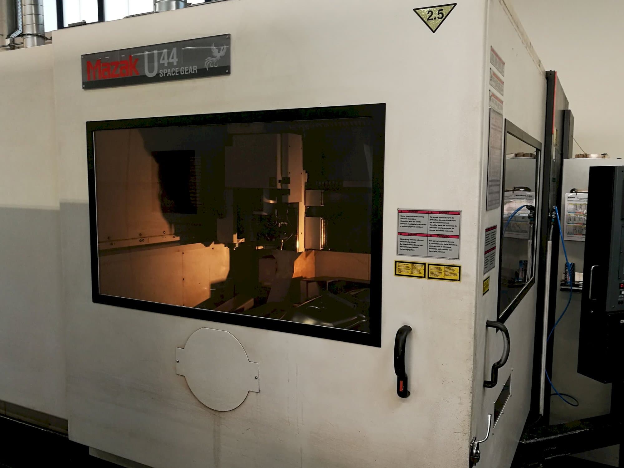 Masinavaade Mazak Space Gear-U44   vasakult