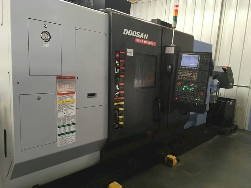 Masina Doosan Puma MX 2100 ST   eestvaade