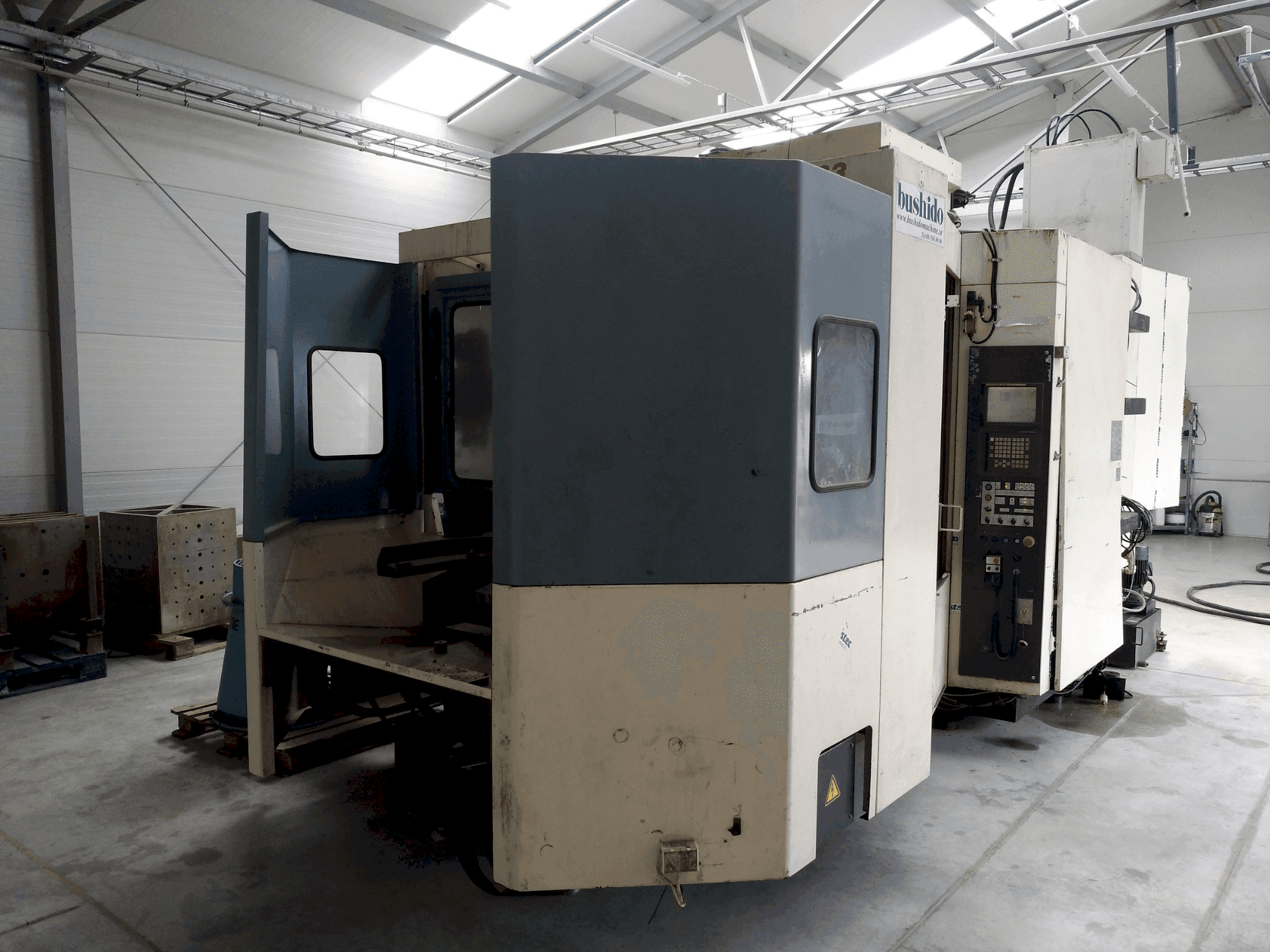 Masina Niigata SPN63   eestvaade