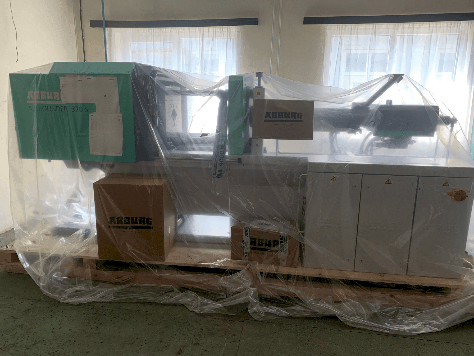 Masina Arburg 370 S 600-290 U   eestvaade