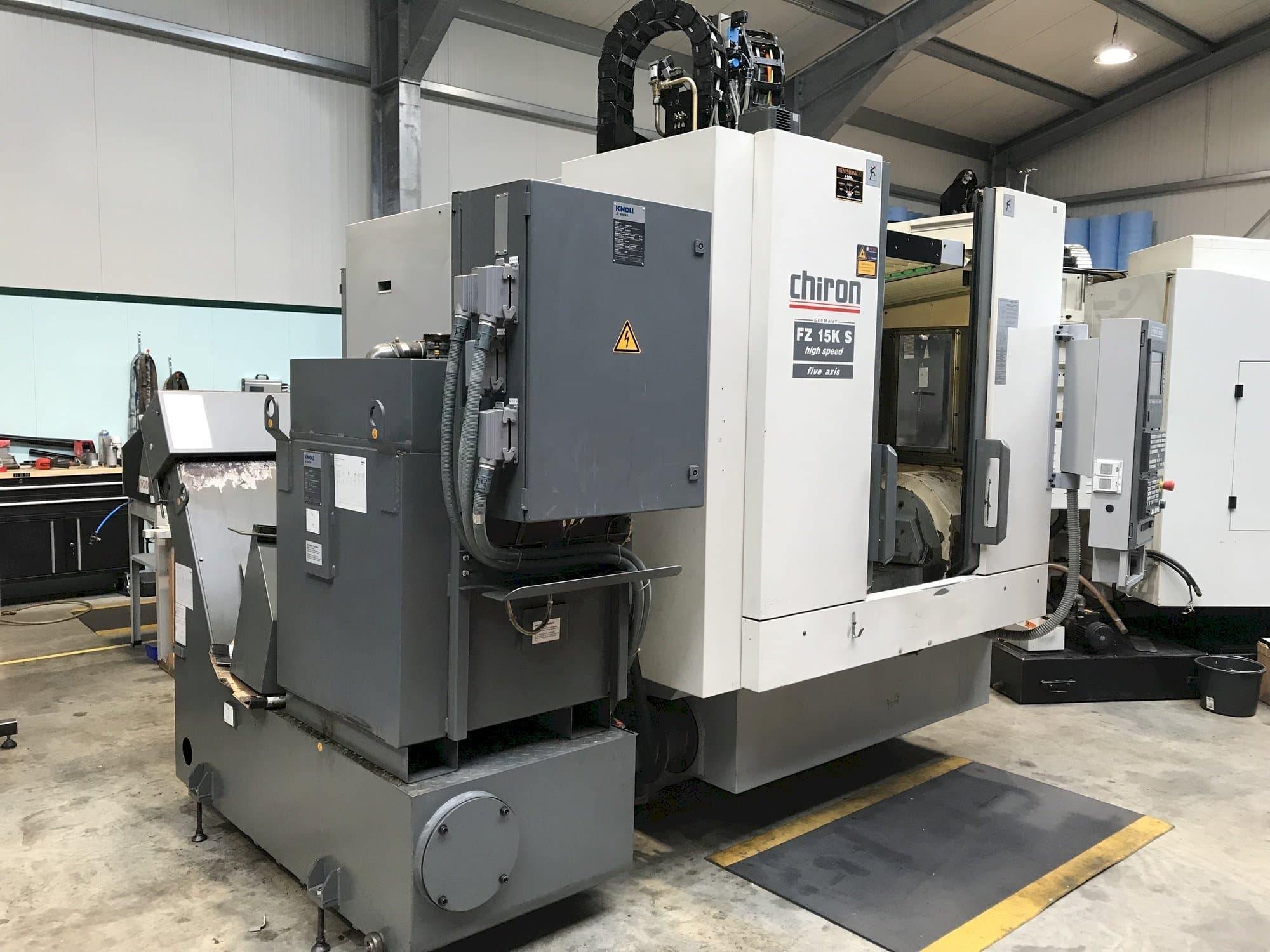 Masina CHIRON FZ15 KS   eestvaade