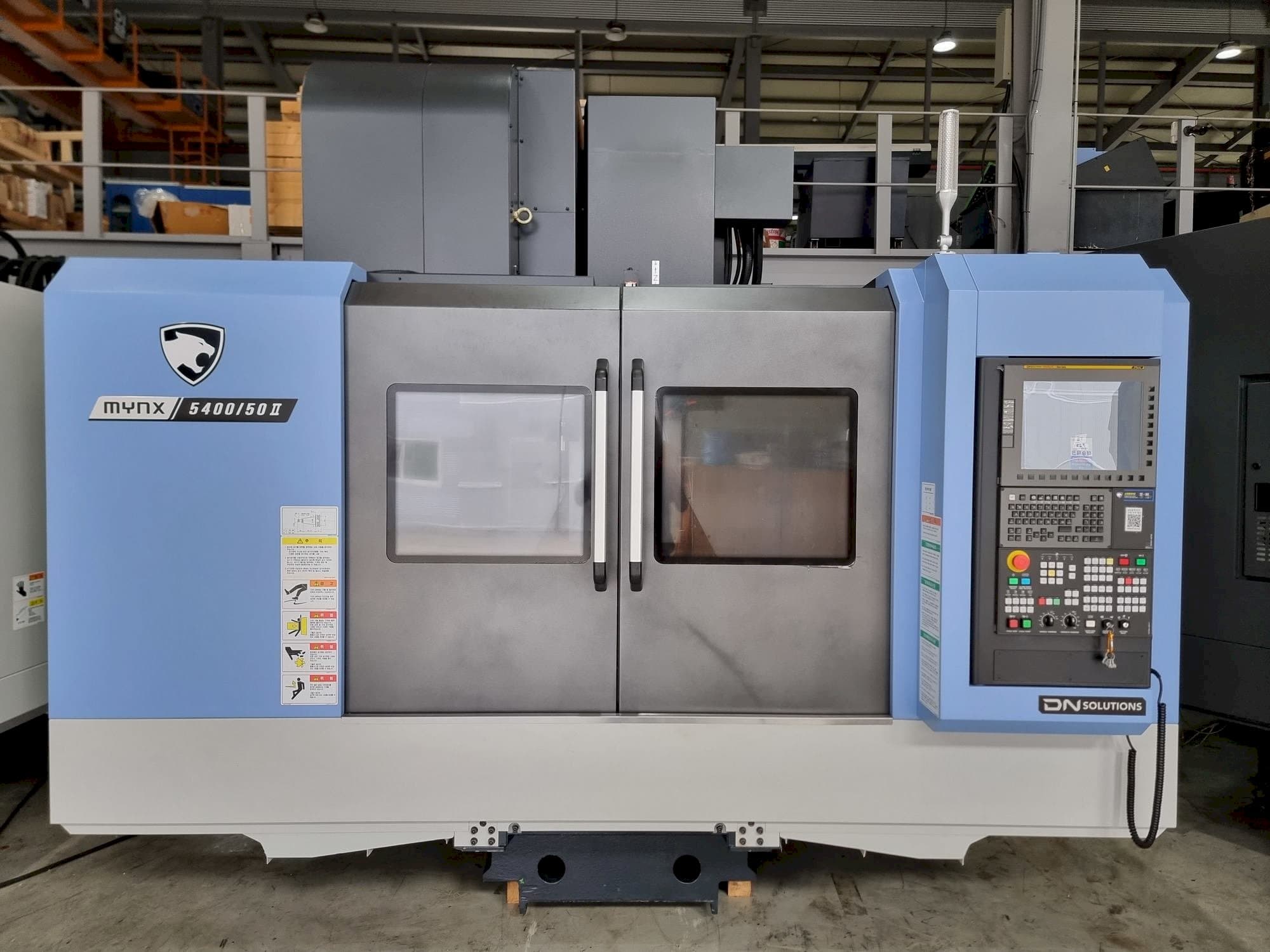 Masina DOOSAN MYNX 5400/50   eestvaade