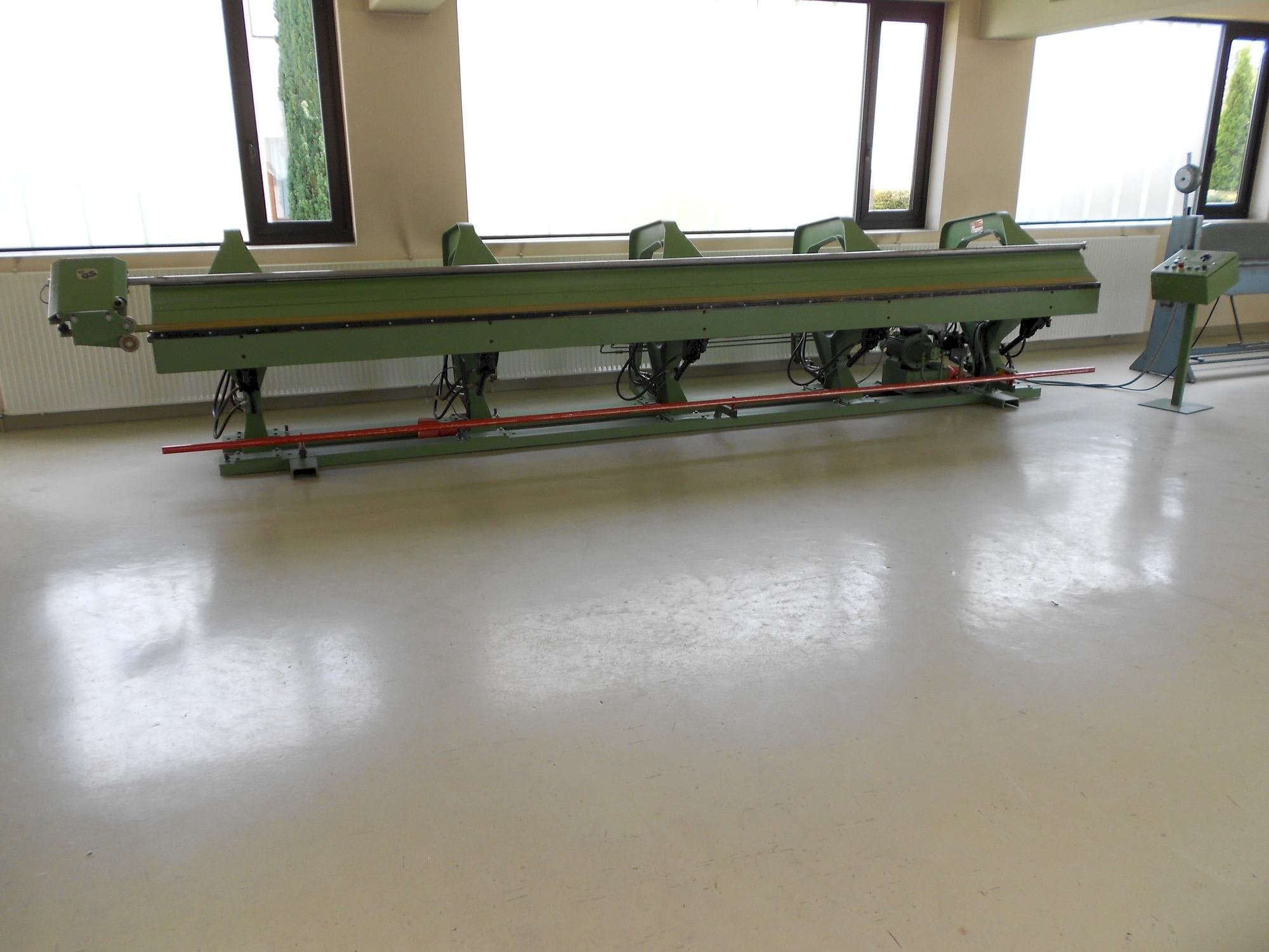 Masina Biegmeister BMTH 6.125   eestvaade