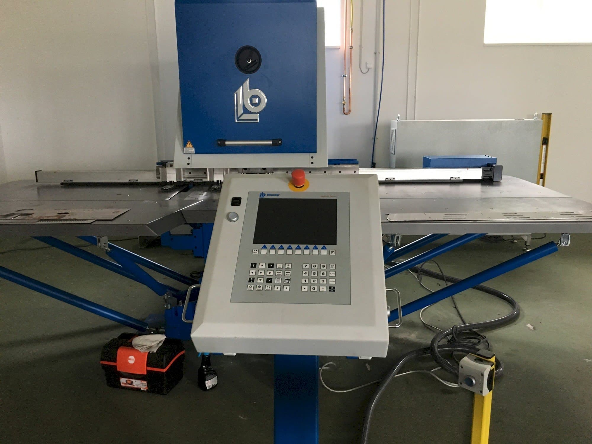 Masina BOSCHERT Compact 750   eestvaade