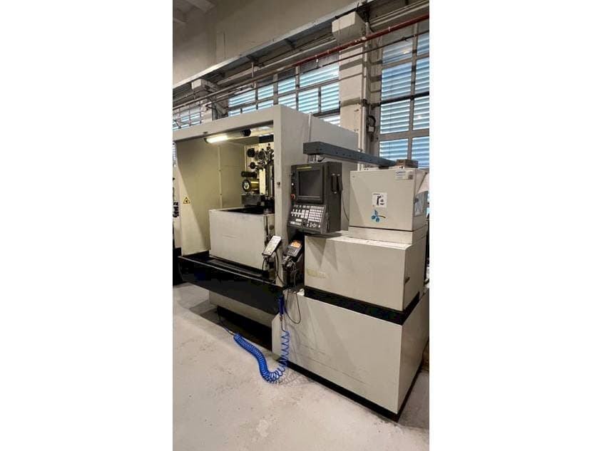 Masina FANUC ROBOCUT Alfa-1iC   eestvaade