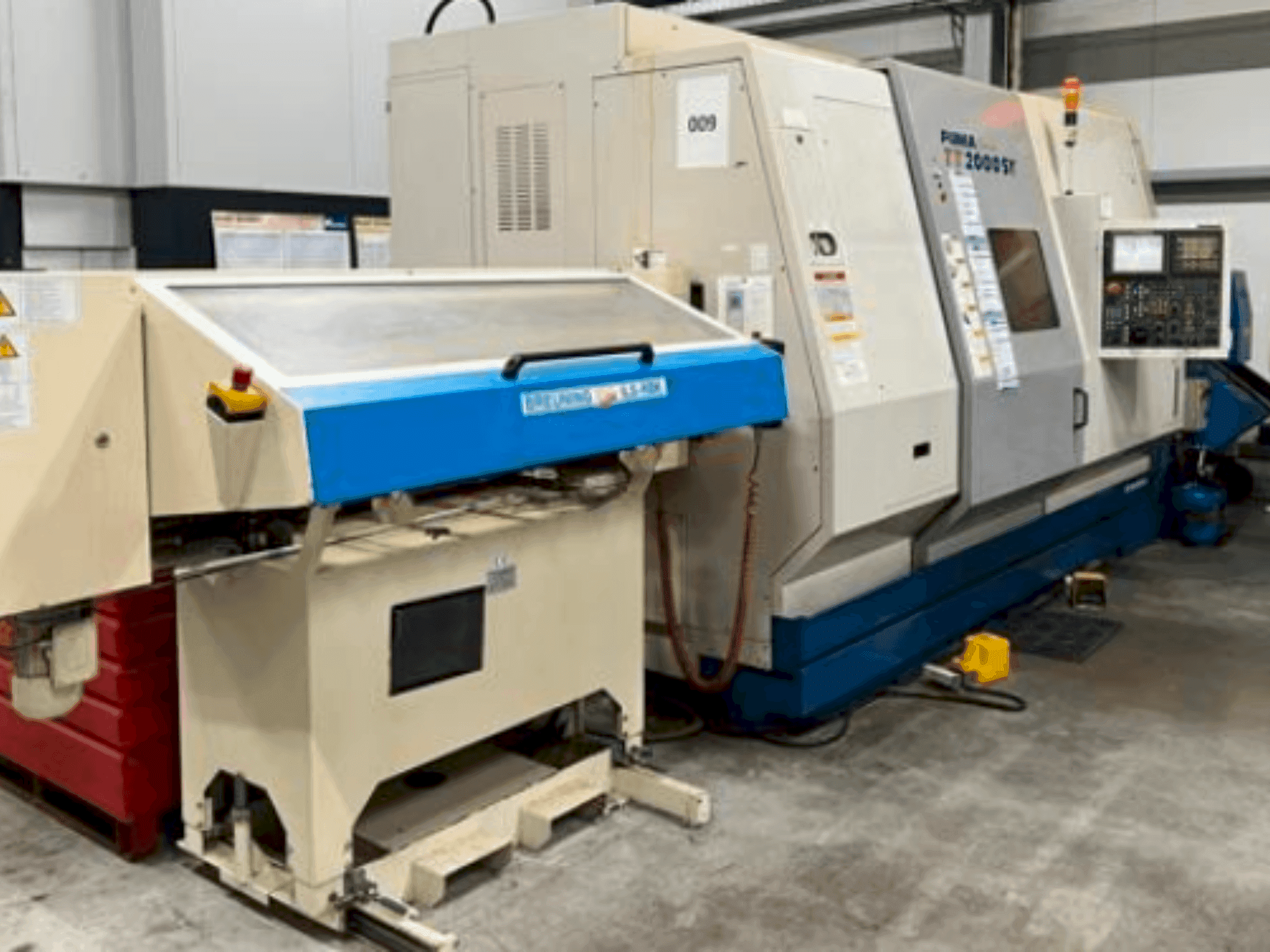 Masina DAEWOO PUMA TT 2000 SY   eestvaade