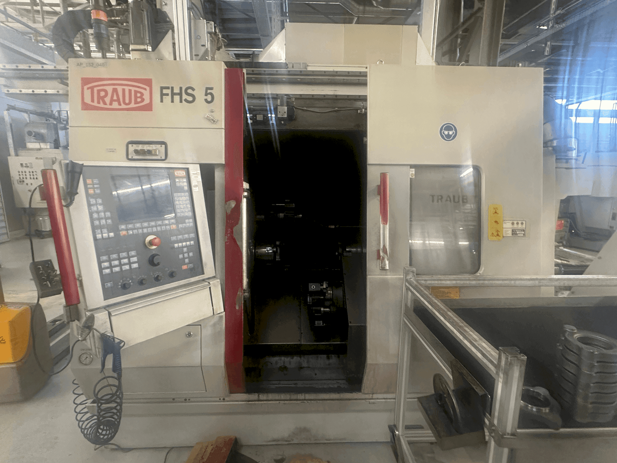 Masina TRAUB TNC 42/65   eestvaade