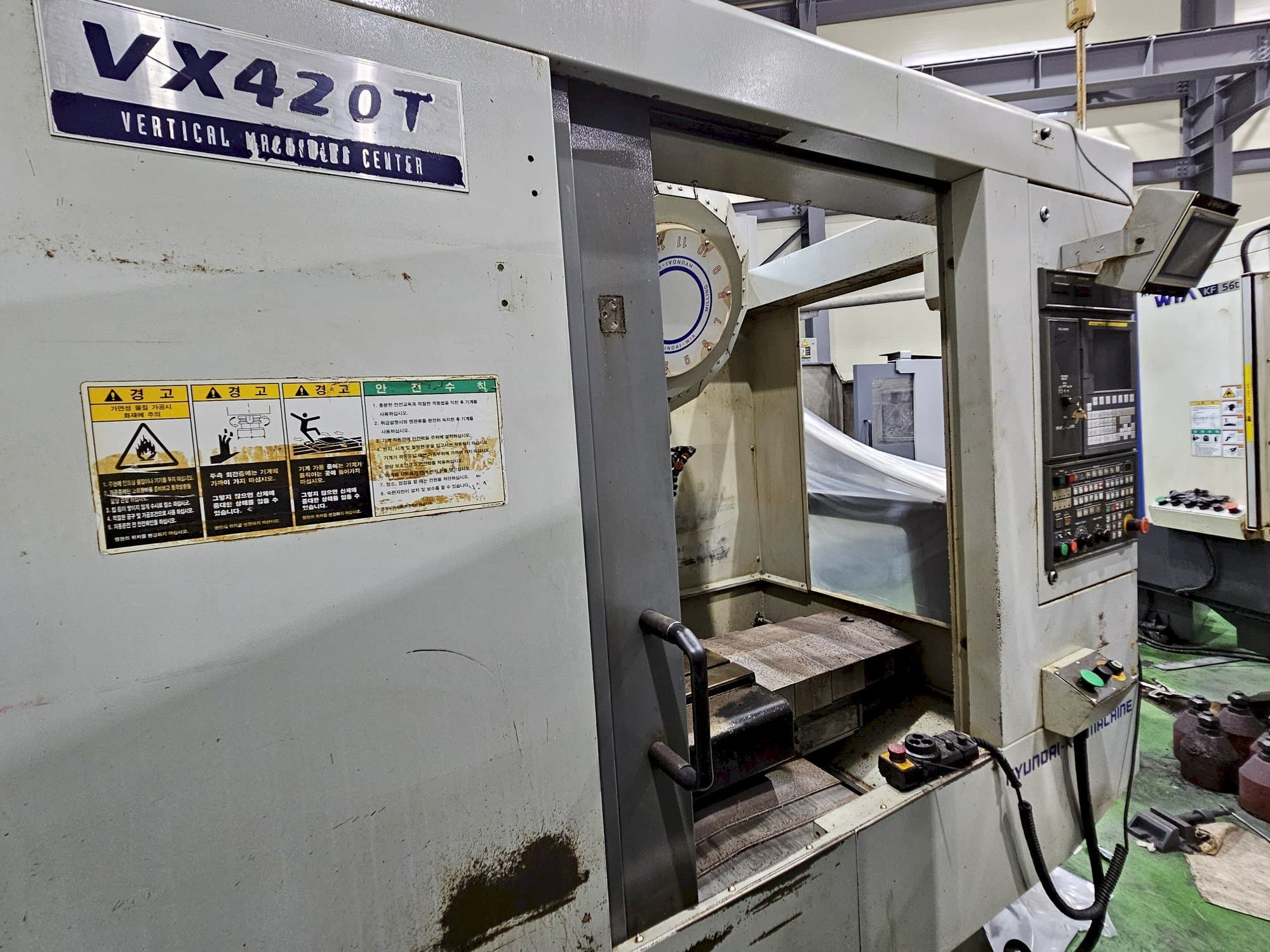 Masina Hyundai Wia VX420T   eestvaade