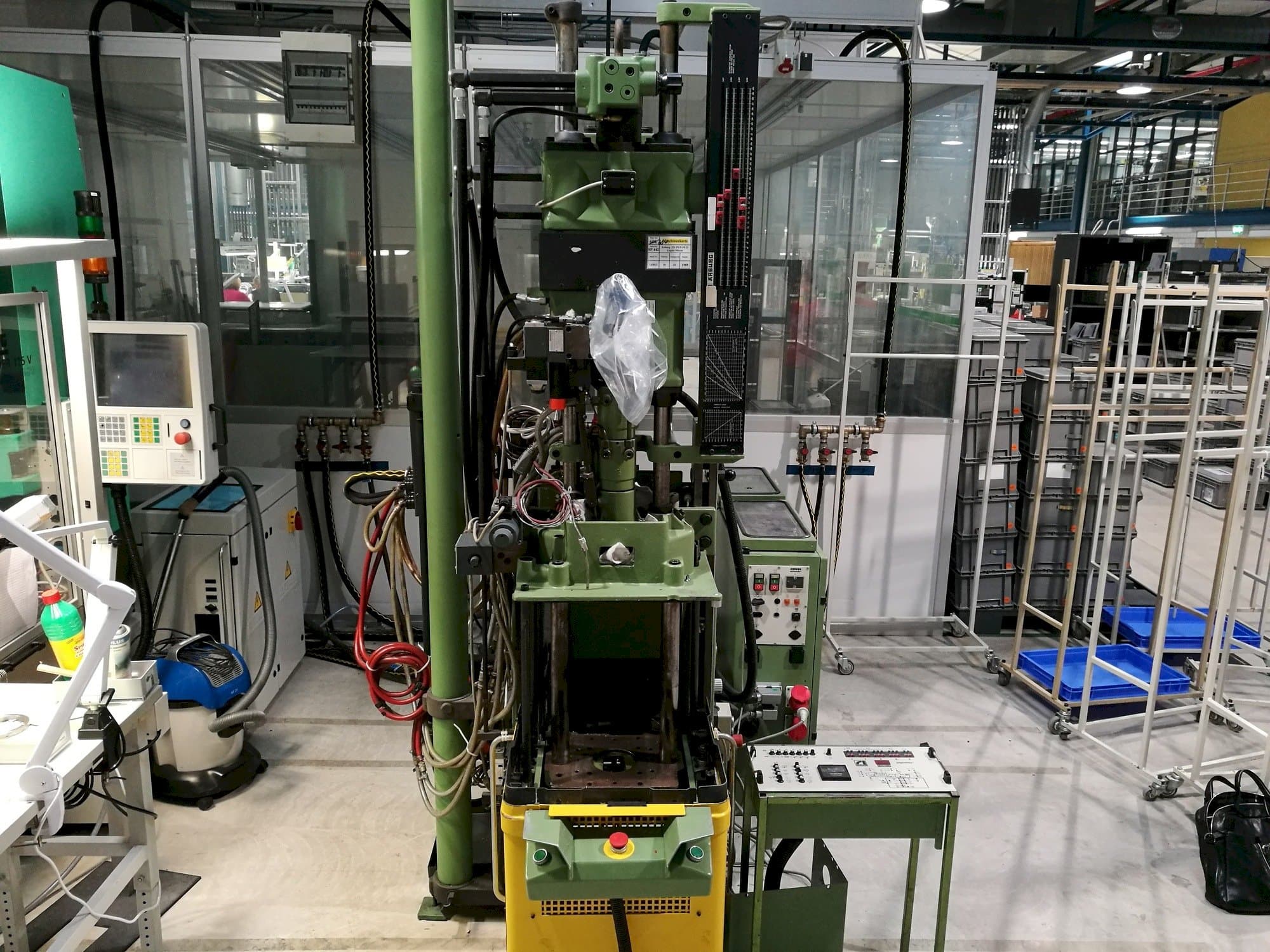 Masina Arburg 221-75-350   eestvaade