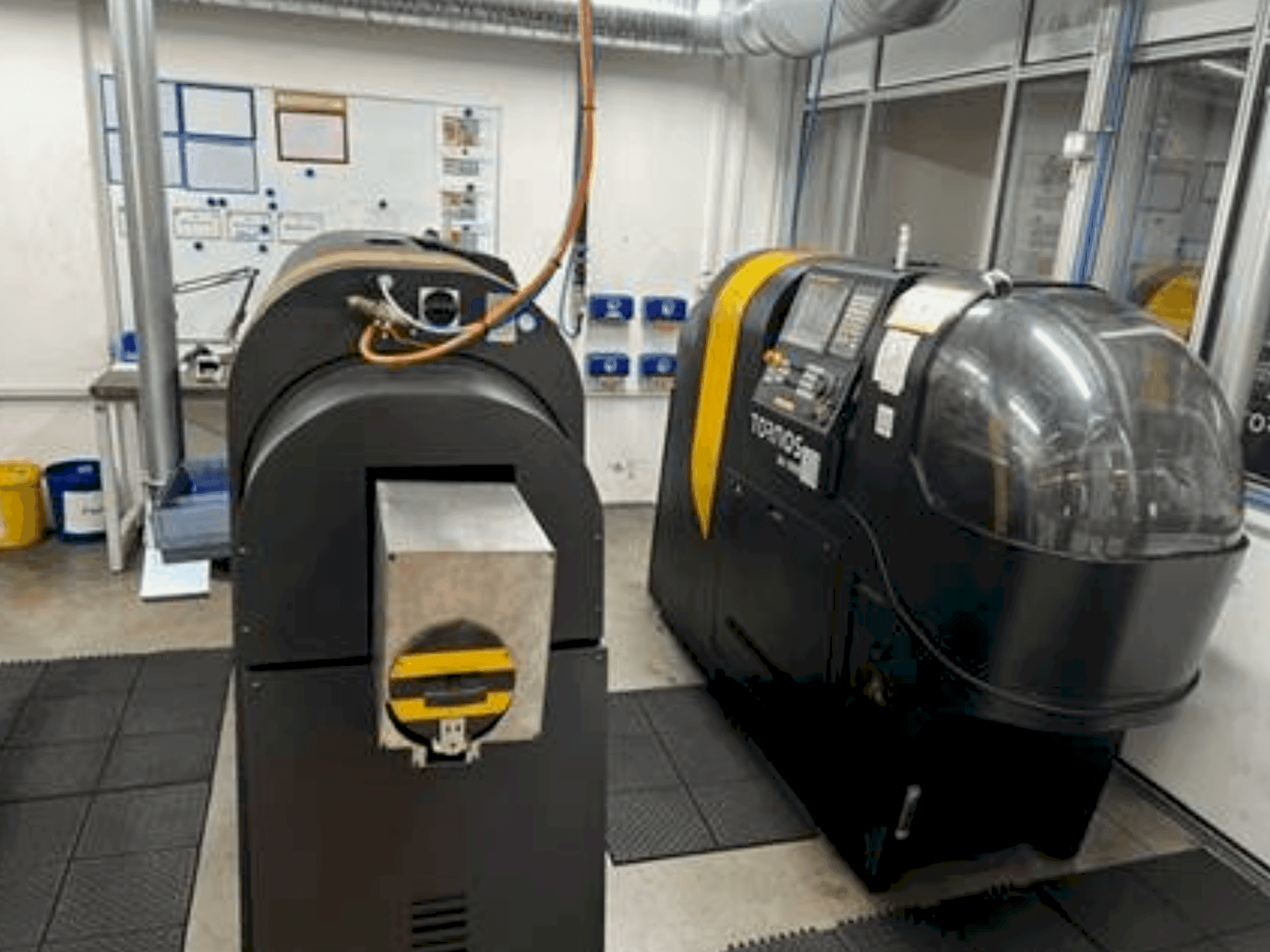 Masina TORNOS BA 1008   eestvaade