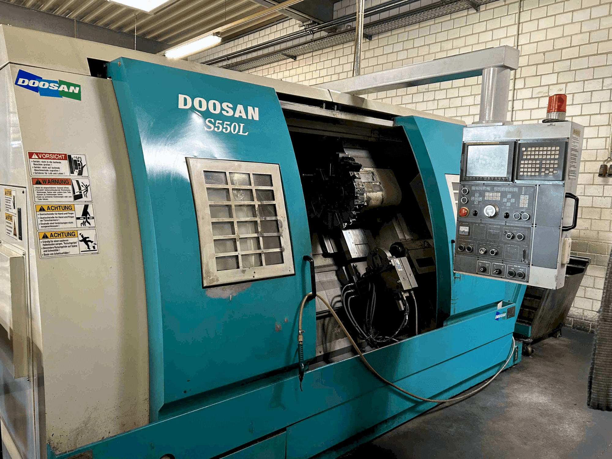 Masina DOOSAN S550L   eestvaade