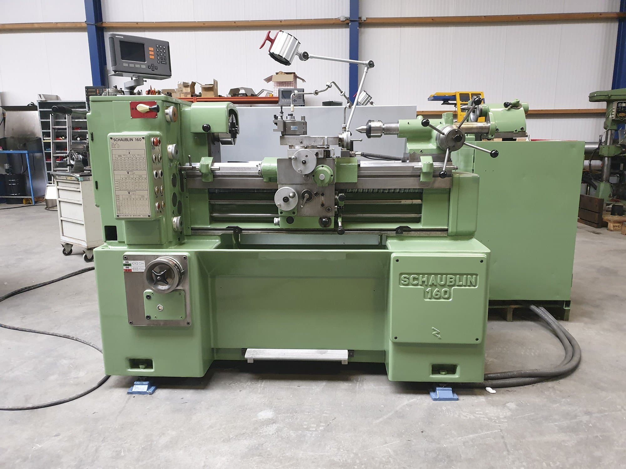 Masina SCHAUBLIN 160  eestvaade