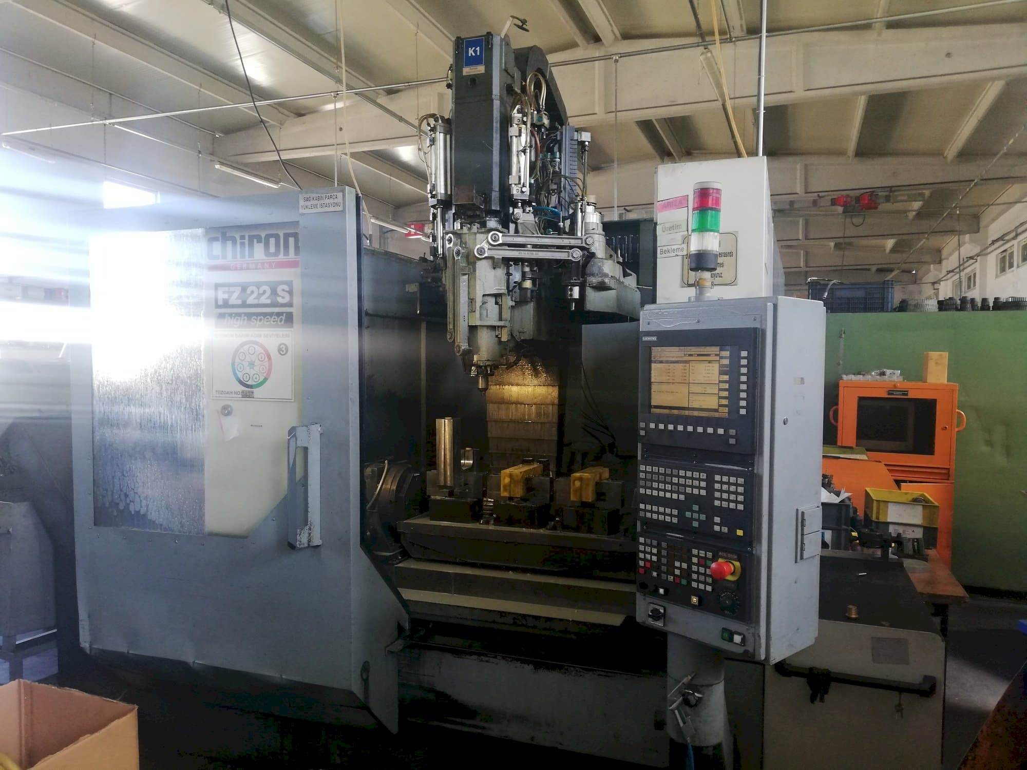 Masina CHIRON FZ 22 S eestvaade