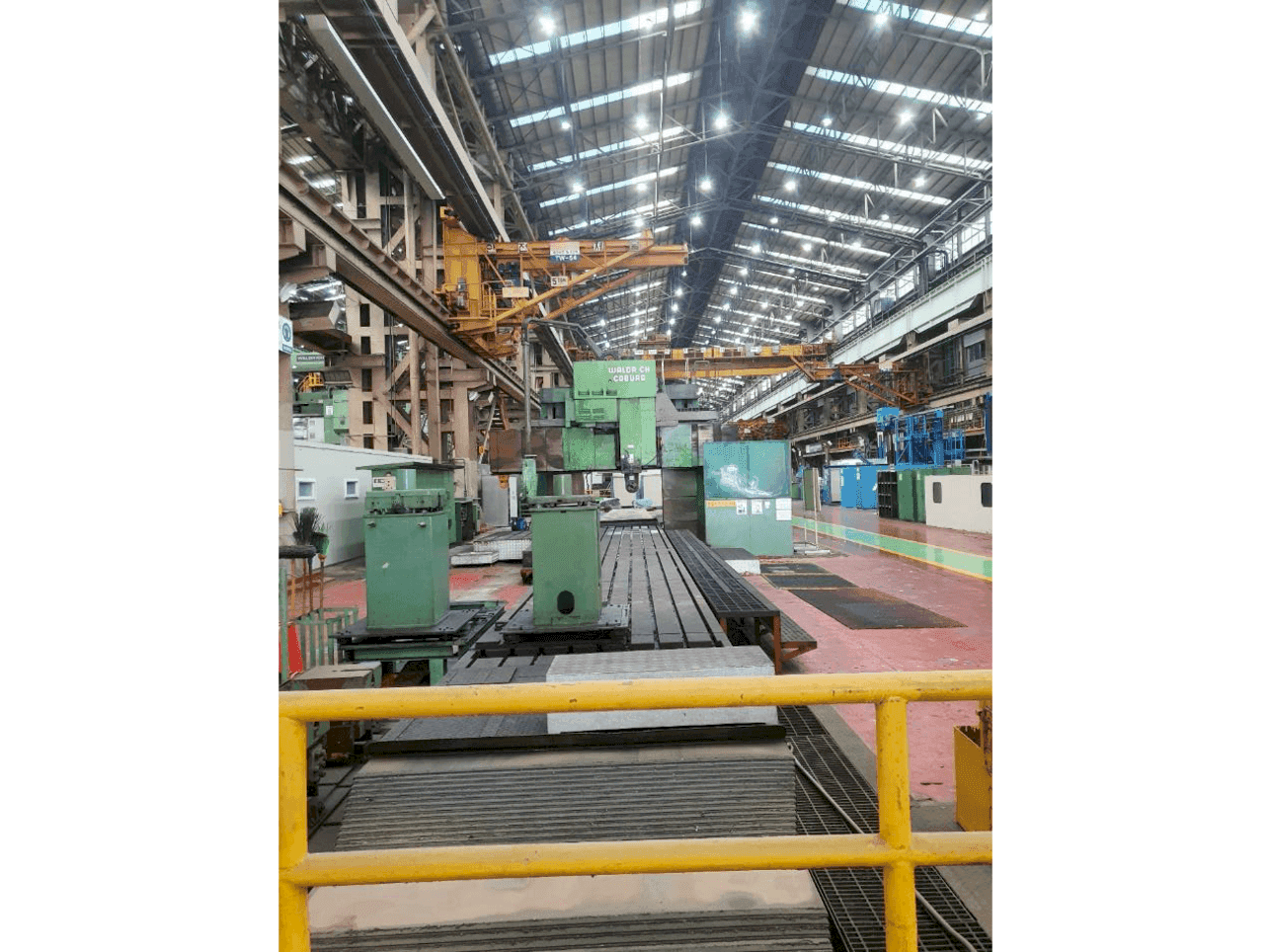 Masina WALDRICH COBURG - eestvaade