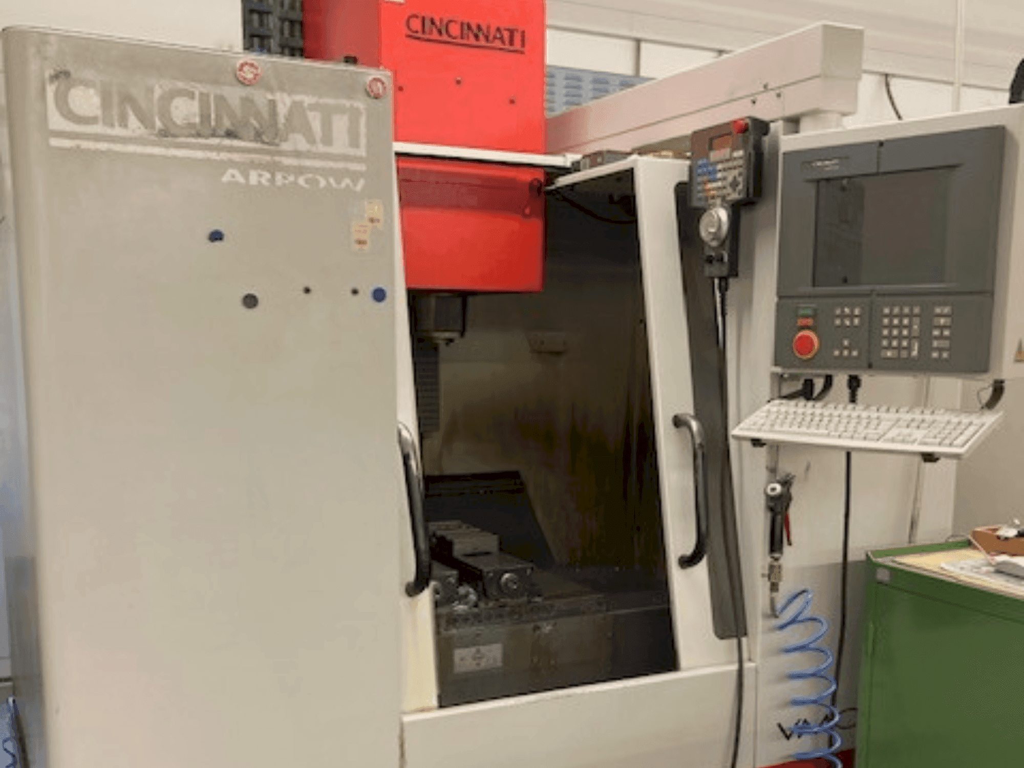 Masina Cincinnati Arrow 500   eestvaade