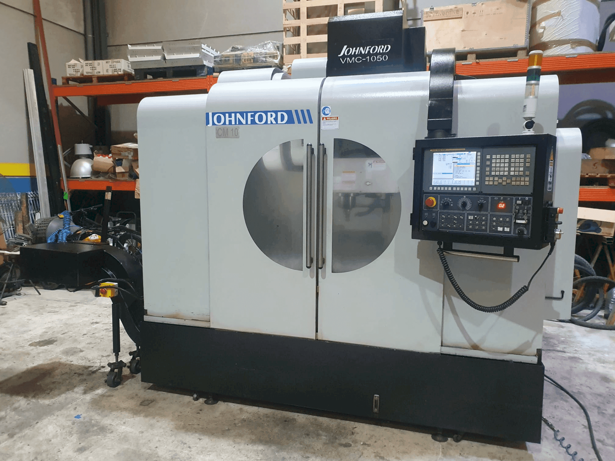 Masina Johnford VMC-1050   eestvaade