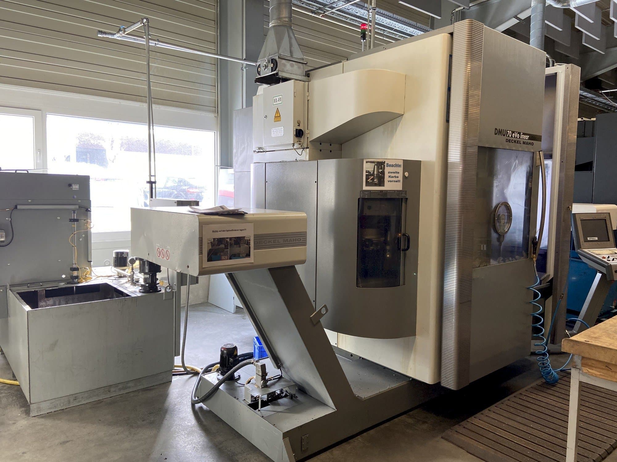 Masina DECKEL MAHO DMU 70 eVo linear   eestvaade
