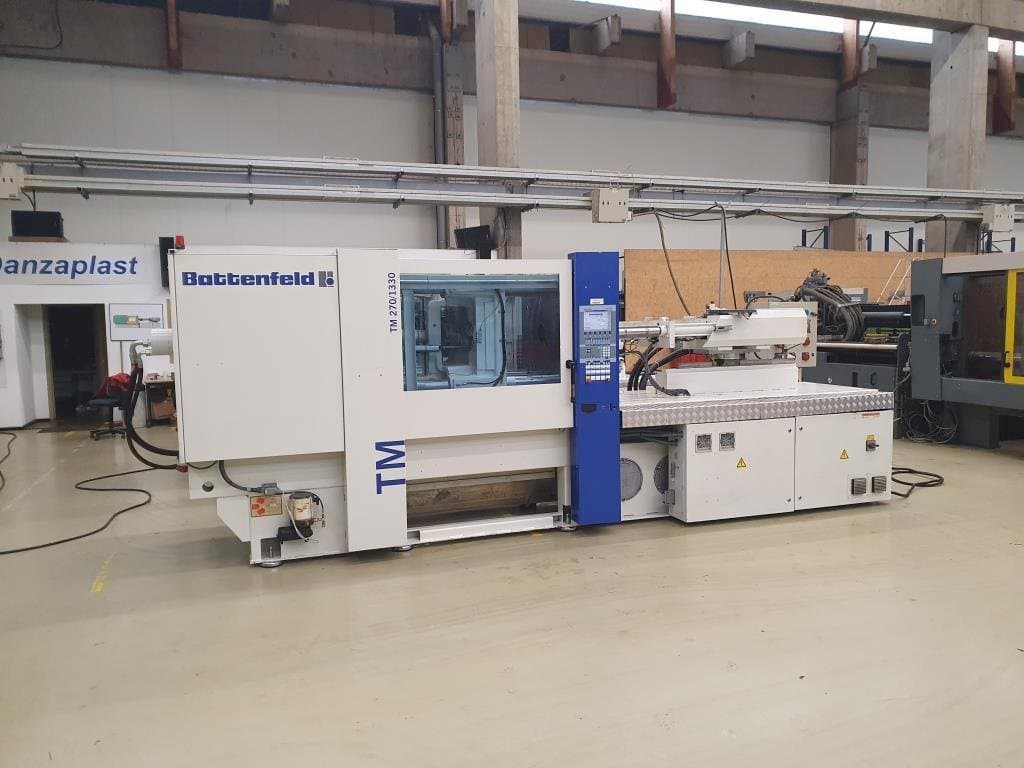 Masina Battenfeld TM 2700 / 1330 B4   eestvaade