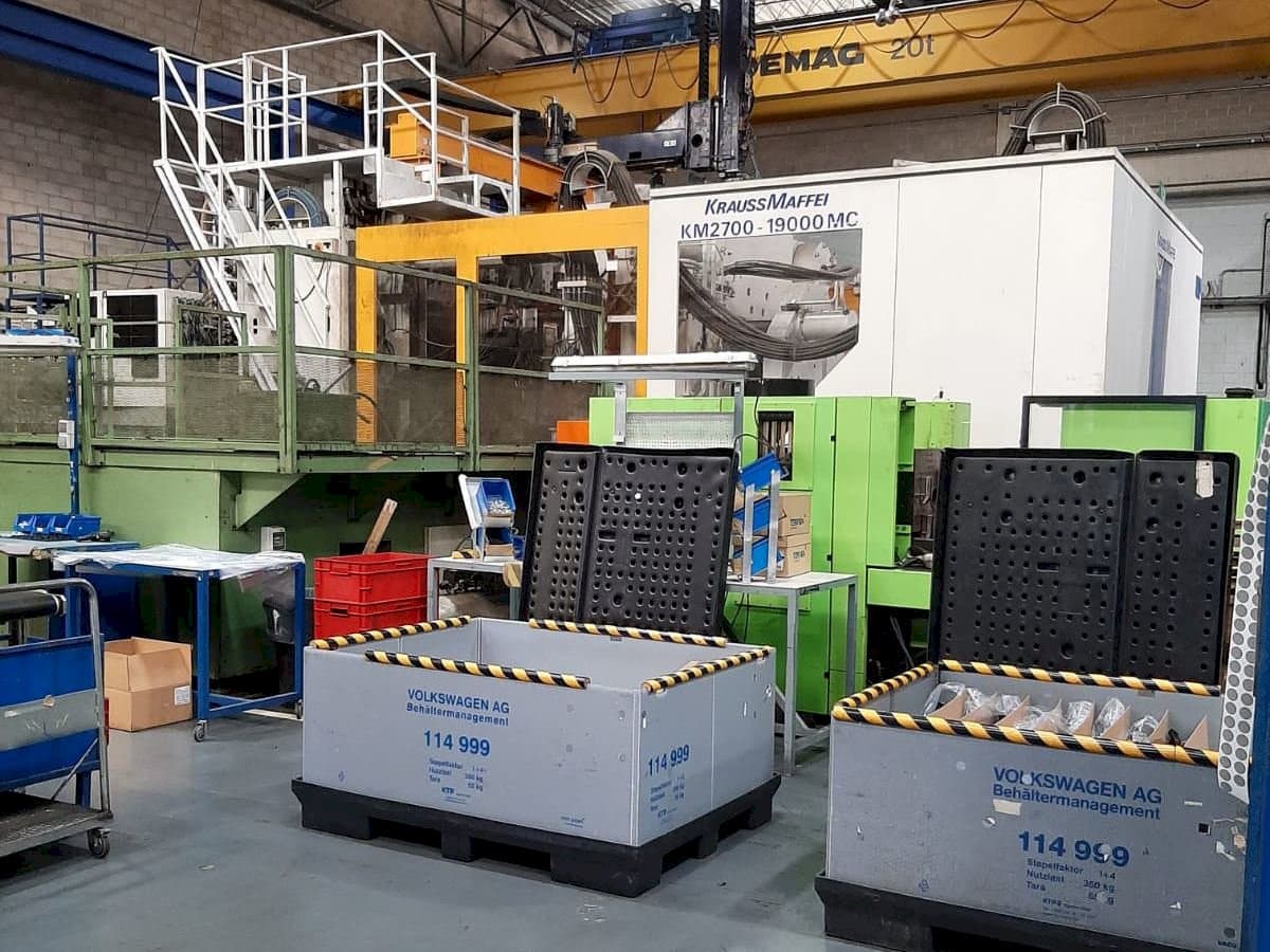 Masina Krauss Maffei 2700/19000 MC   eestvaade