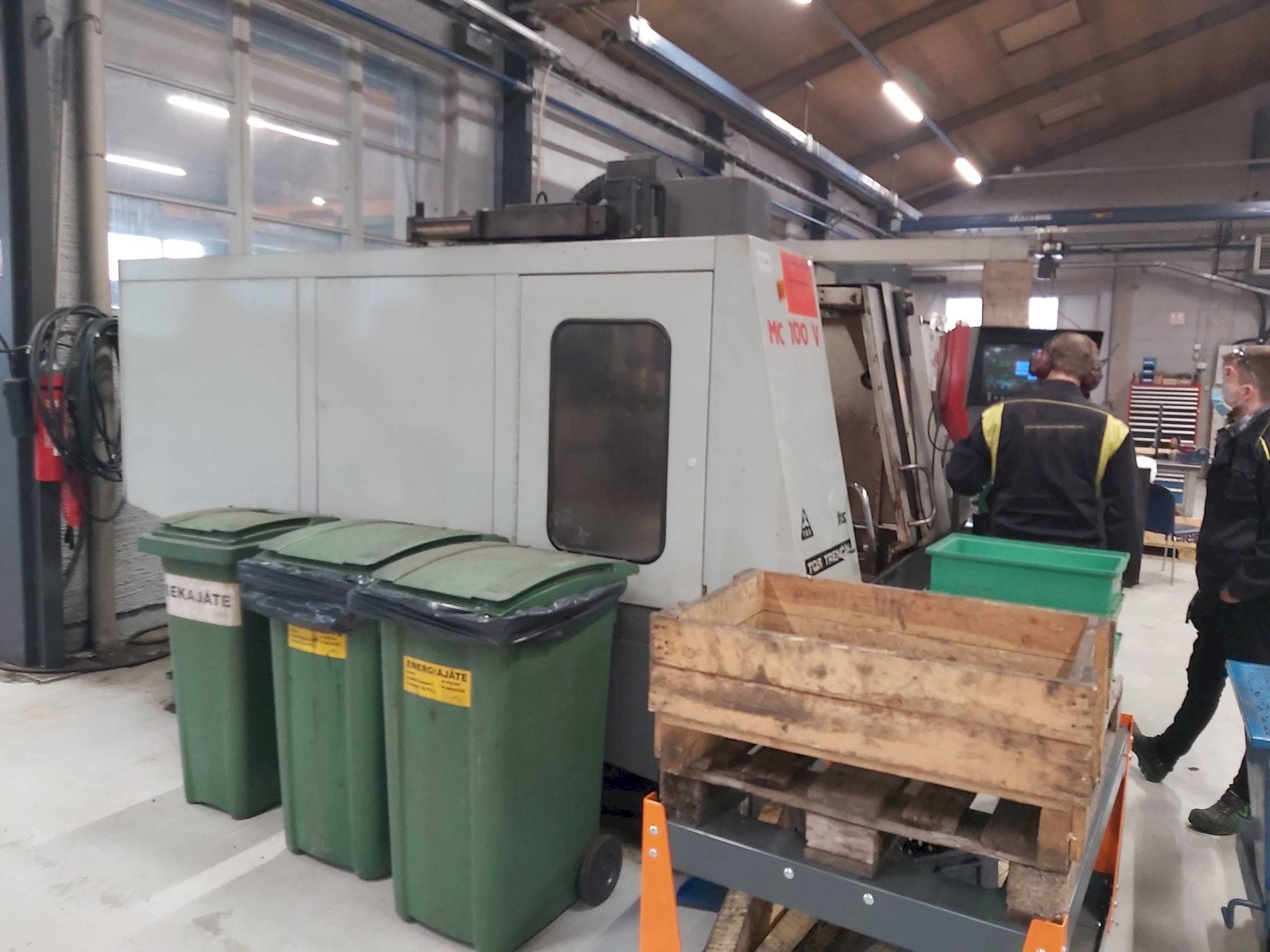 Masina TOS TRENCÍN MC 100 V   eestvaade