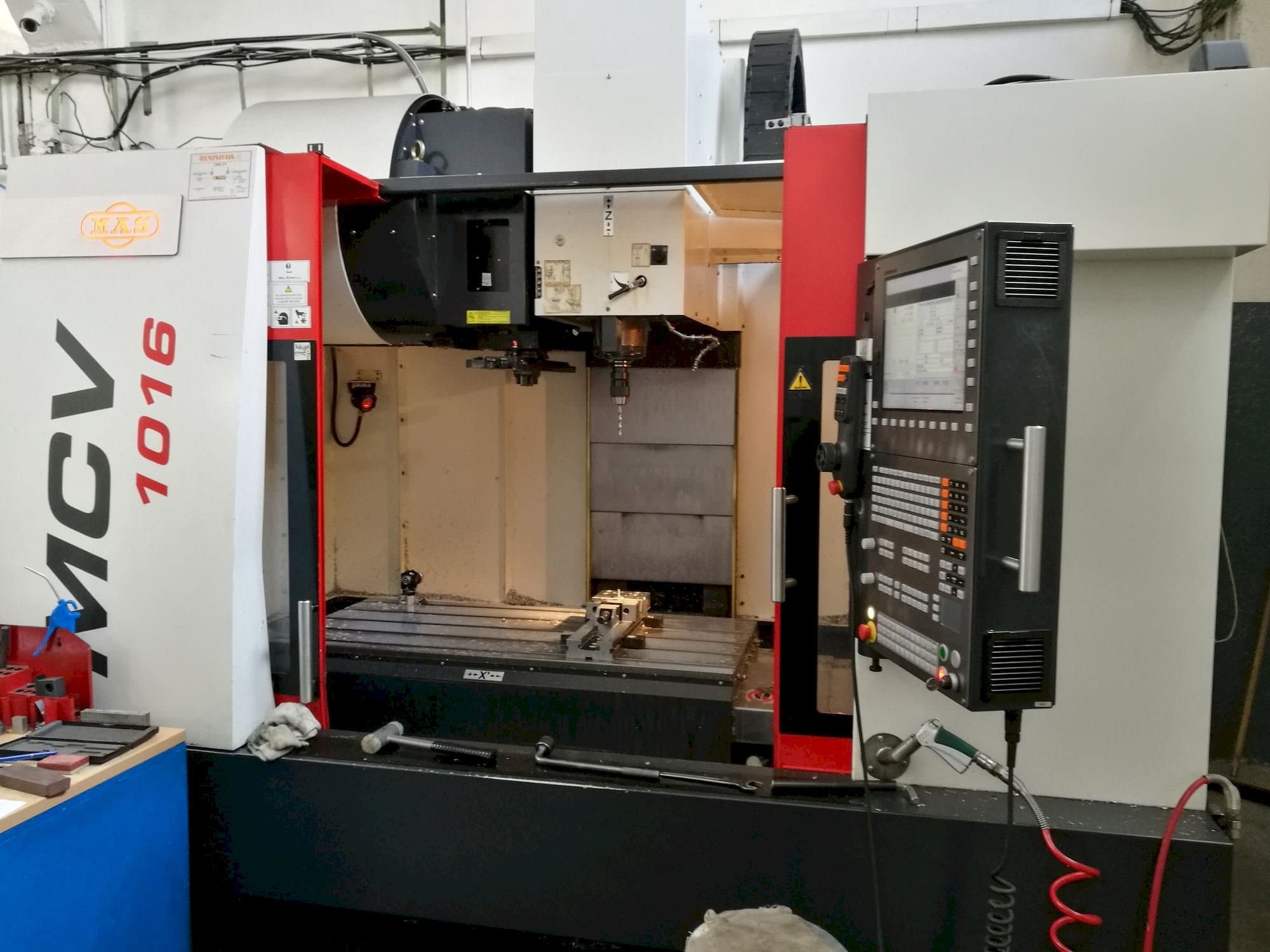 Masina KOVOSVIT MAS MCV 1016 Quick eestvaade