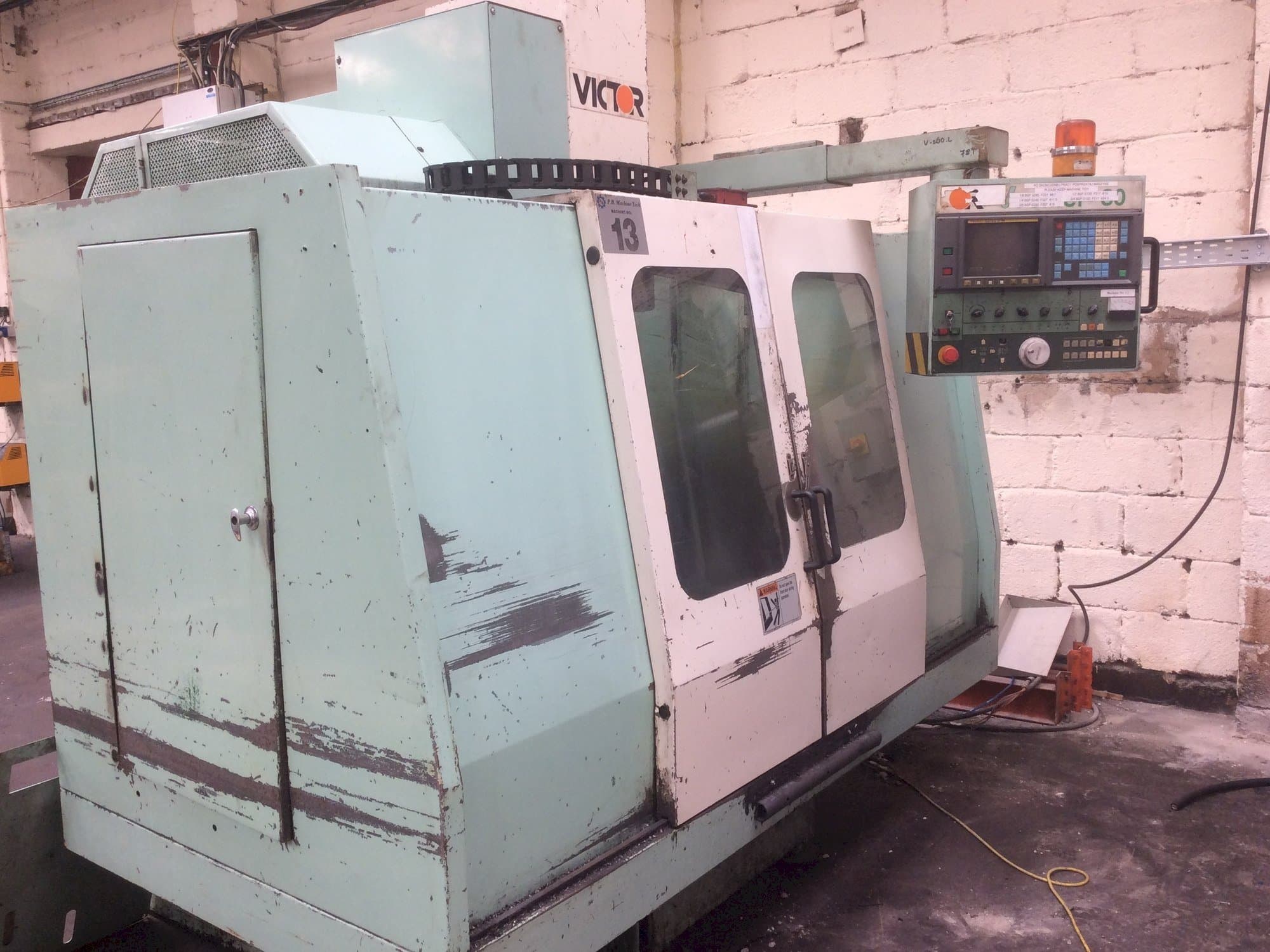 Masina Victor V Center-80   eestvaade